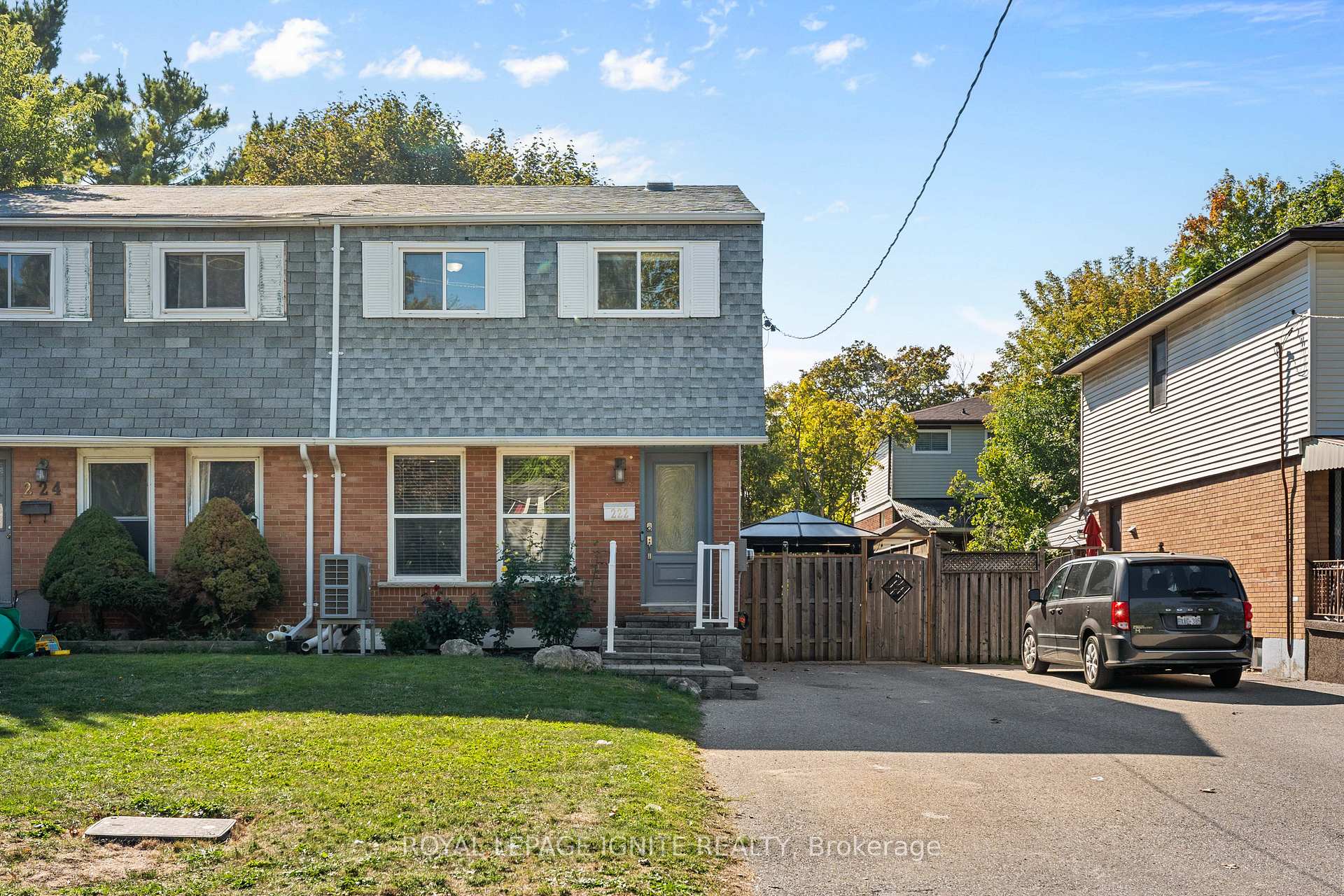Photo 1 of 222 Barkley Crescent, Oshawa, Vanier — HOMEH