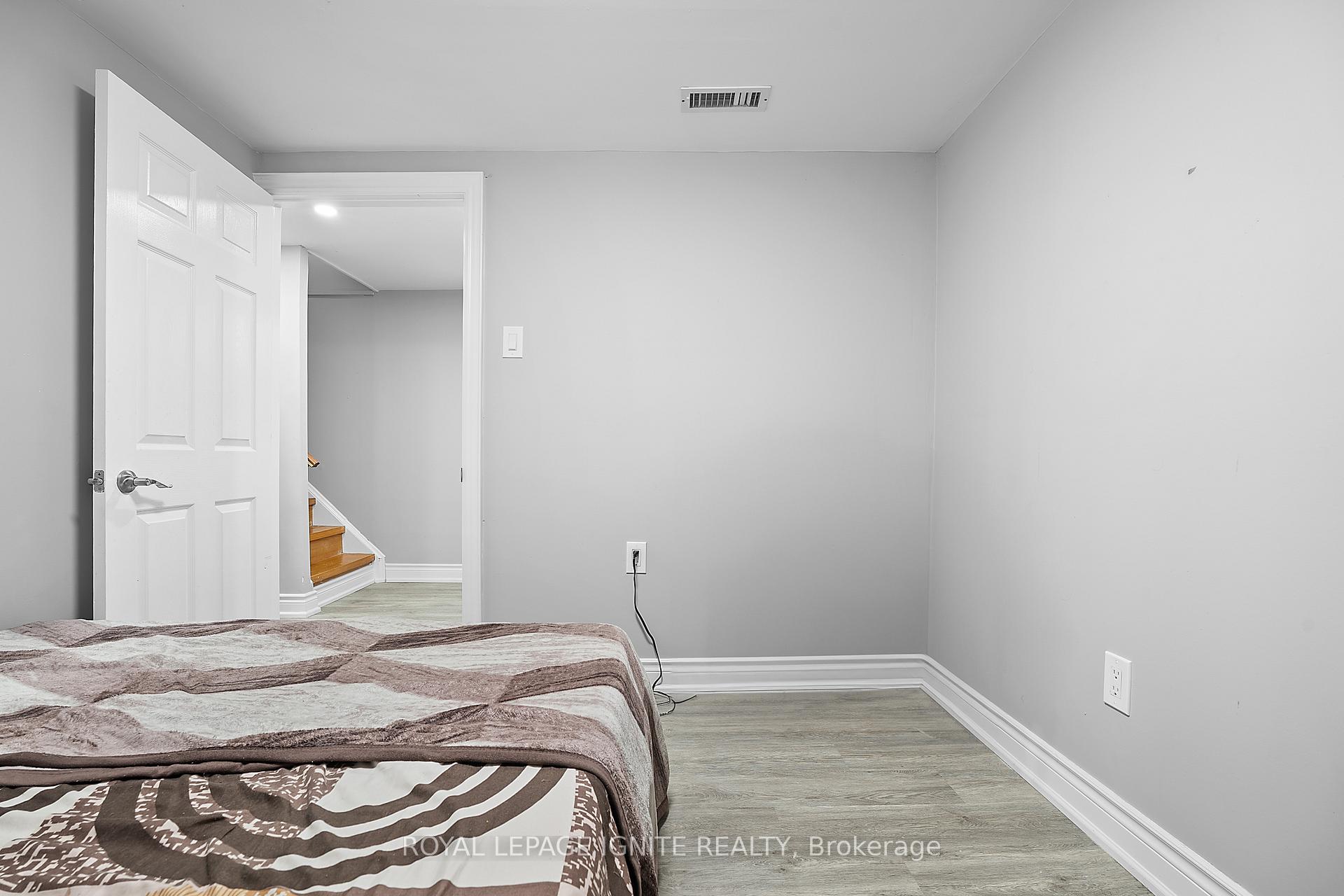 Photo 30 of 222 Barkley Crescent, Oshawa, Vanier — HOMEH