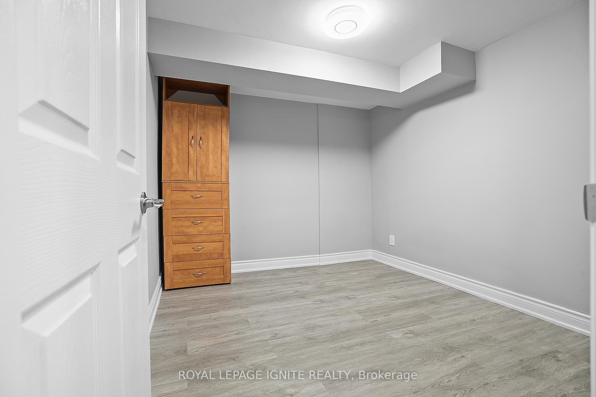 Photo 31 of 222 Barkley Crescent, Oshawa, Vanier — HOMEH