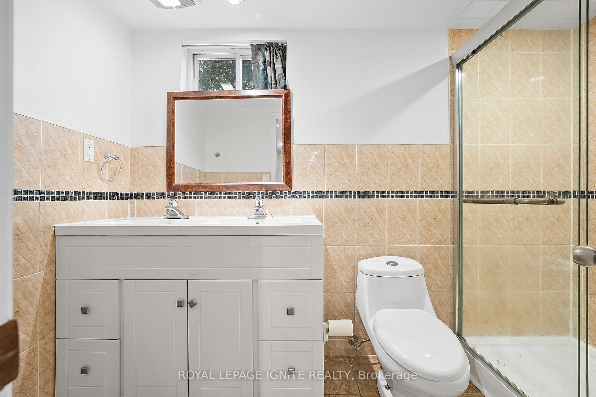 Photo 33 of 222 Barkley Crescent, Oshawa, Vanier — HOMEH