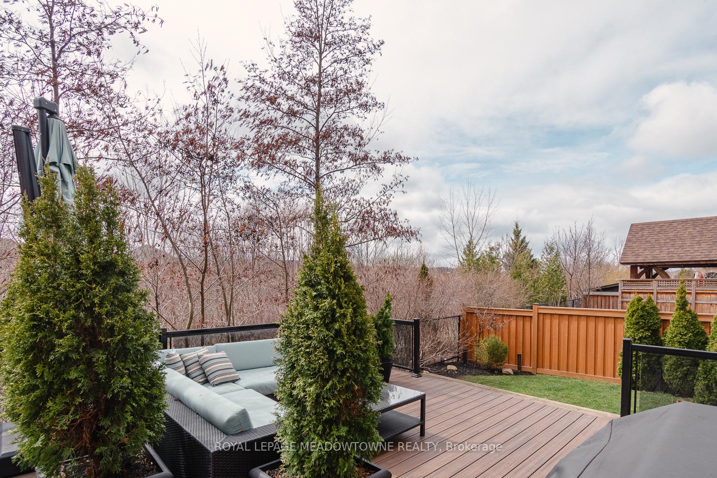 Photo 3 of 364 Holmes Crescent, Milton, Scott — HOMEH
