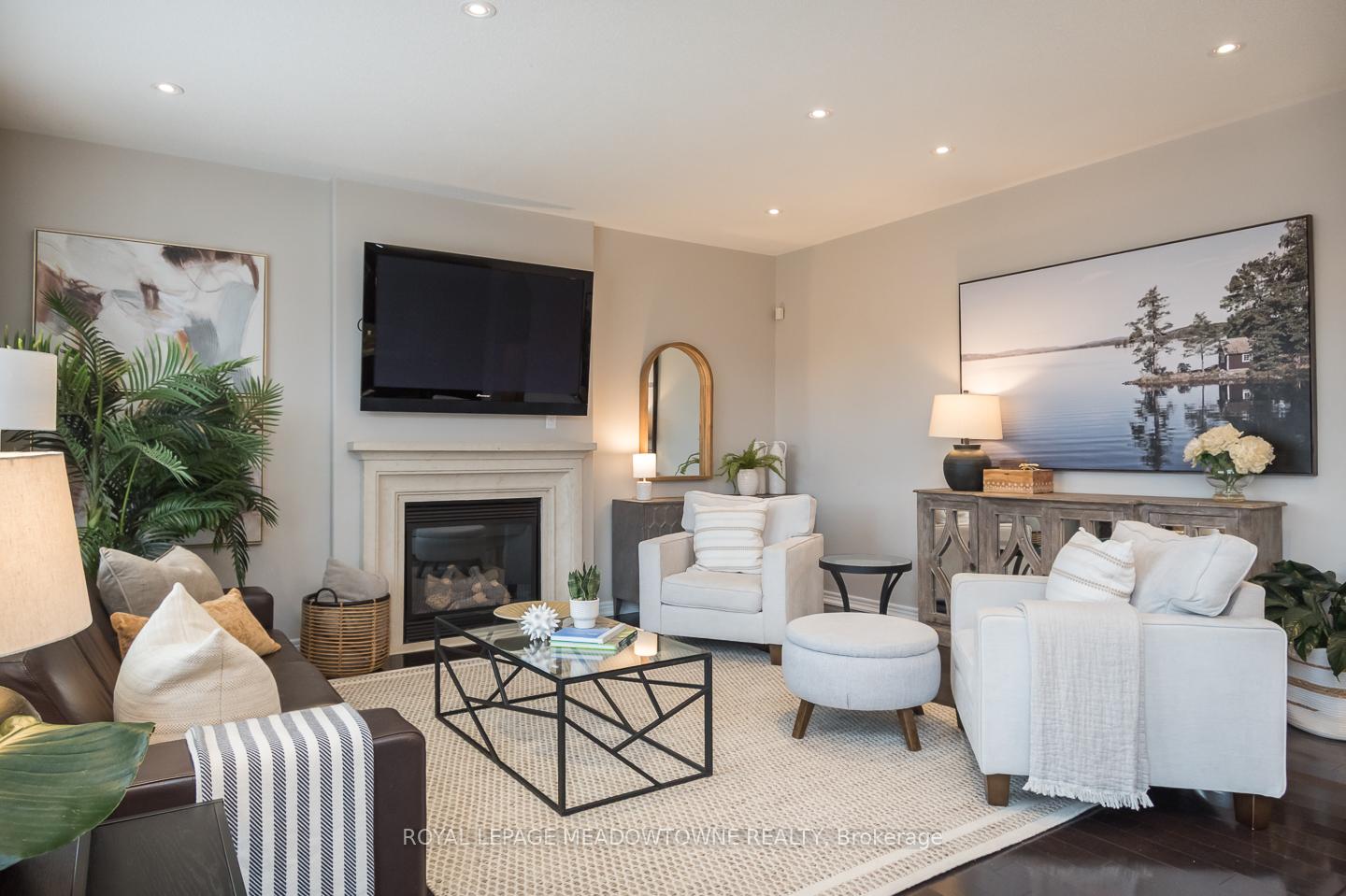 Photo 15 of 364 Holmes Crescent, Milton, Scott — HOMEH