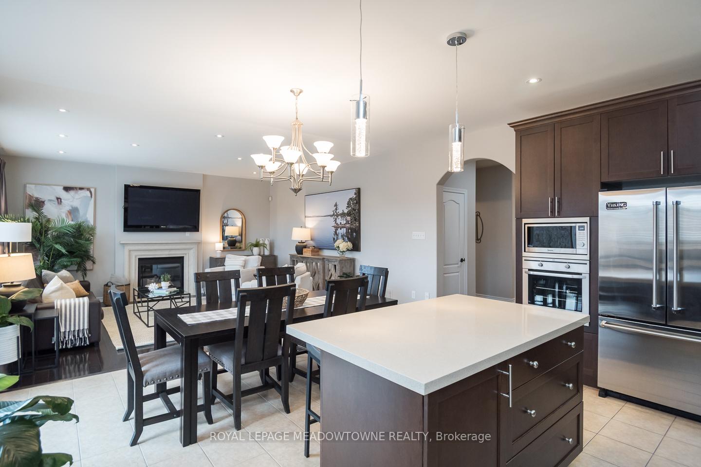Photo 18 of 364 Holmes Crescent, Milton, Scott — HOMEH