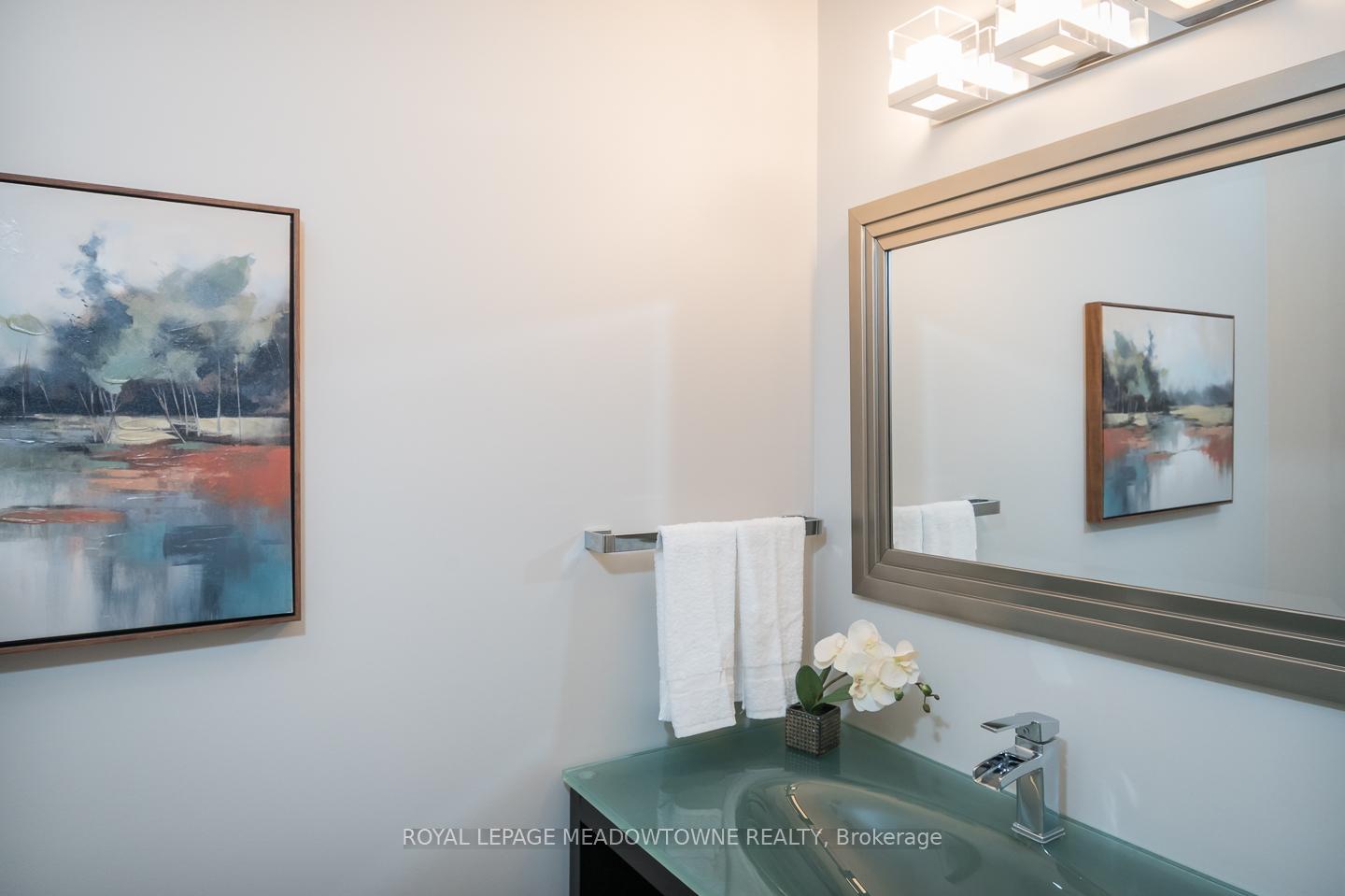 Photo 20 of 364 Holmes Crescent, Milton, Scott — HOMEH