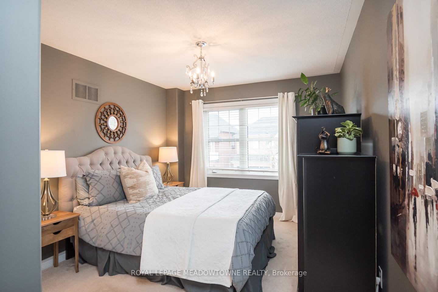 Photo 34 of 364 Holmes Crescent, Milton, Scott — HOMEH