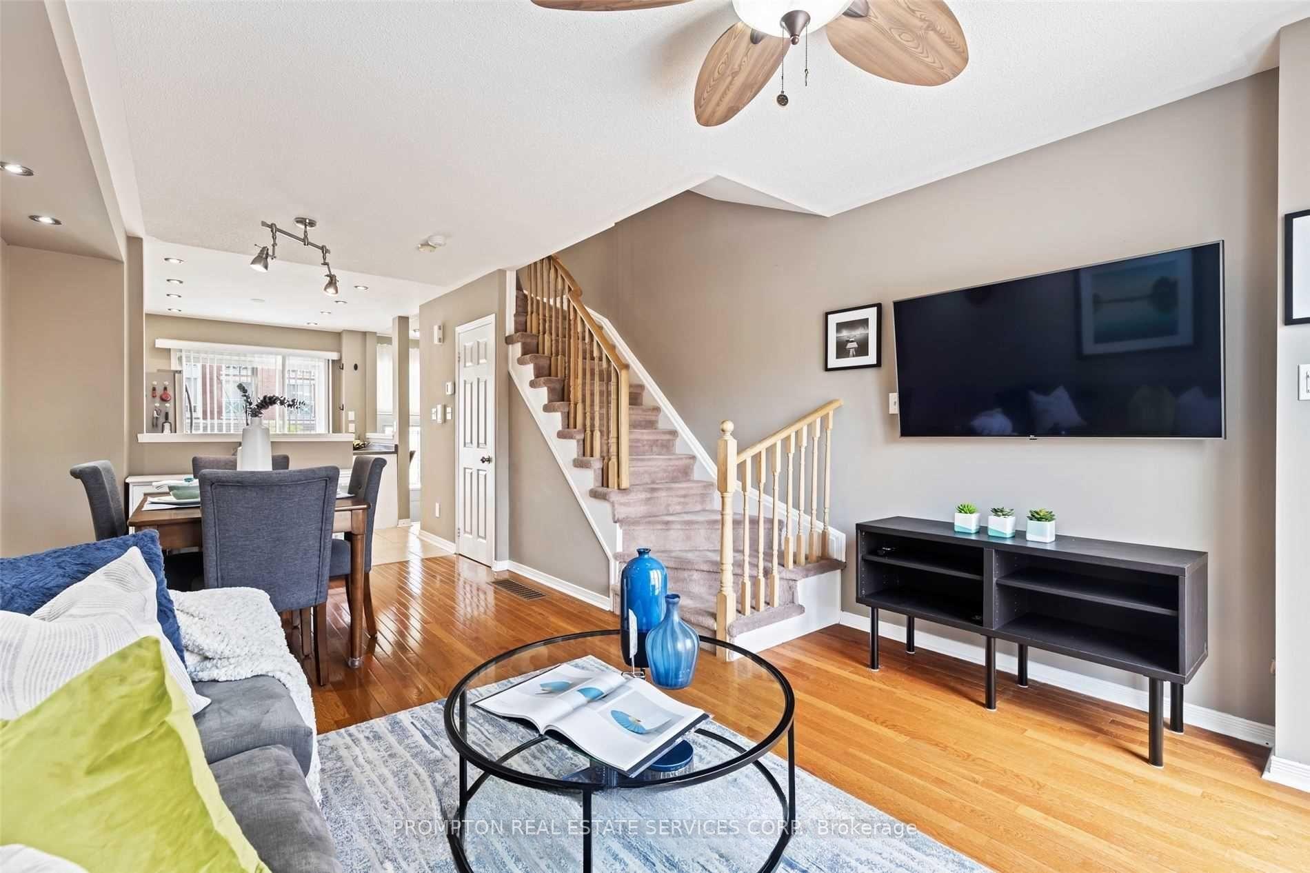 Photo 5 of Unit 101, 1775 Valley Farm Road, Pickering, Town Centre — HOMEH