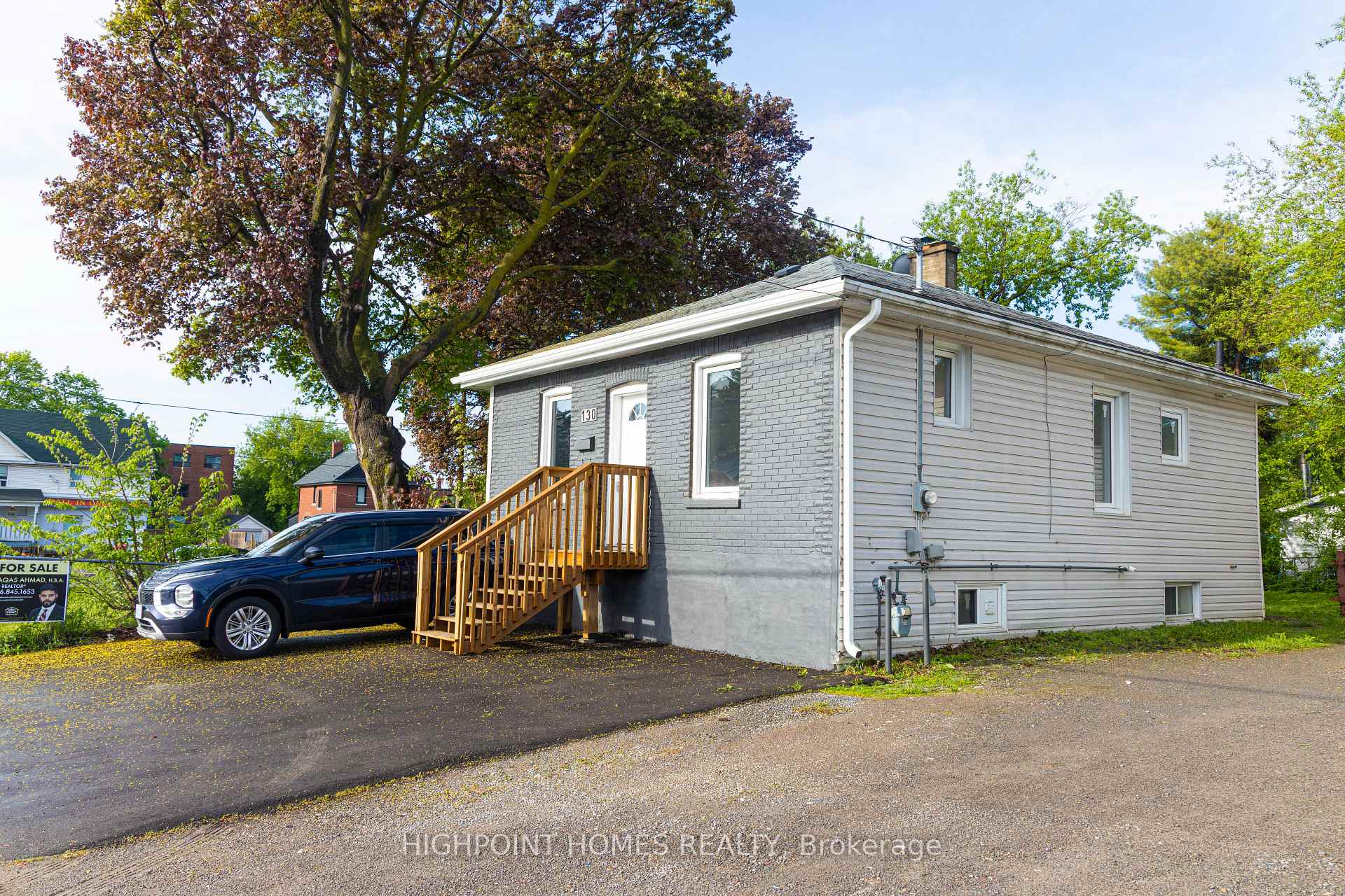 Photo 4 of 130 Park Road S, Oshawa, Vanier — HOMEH