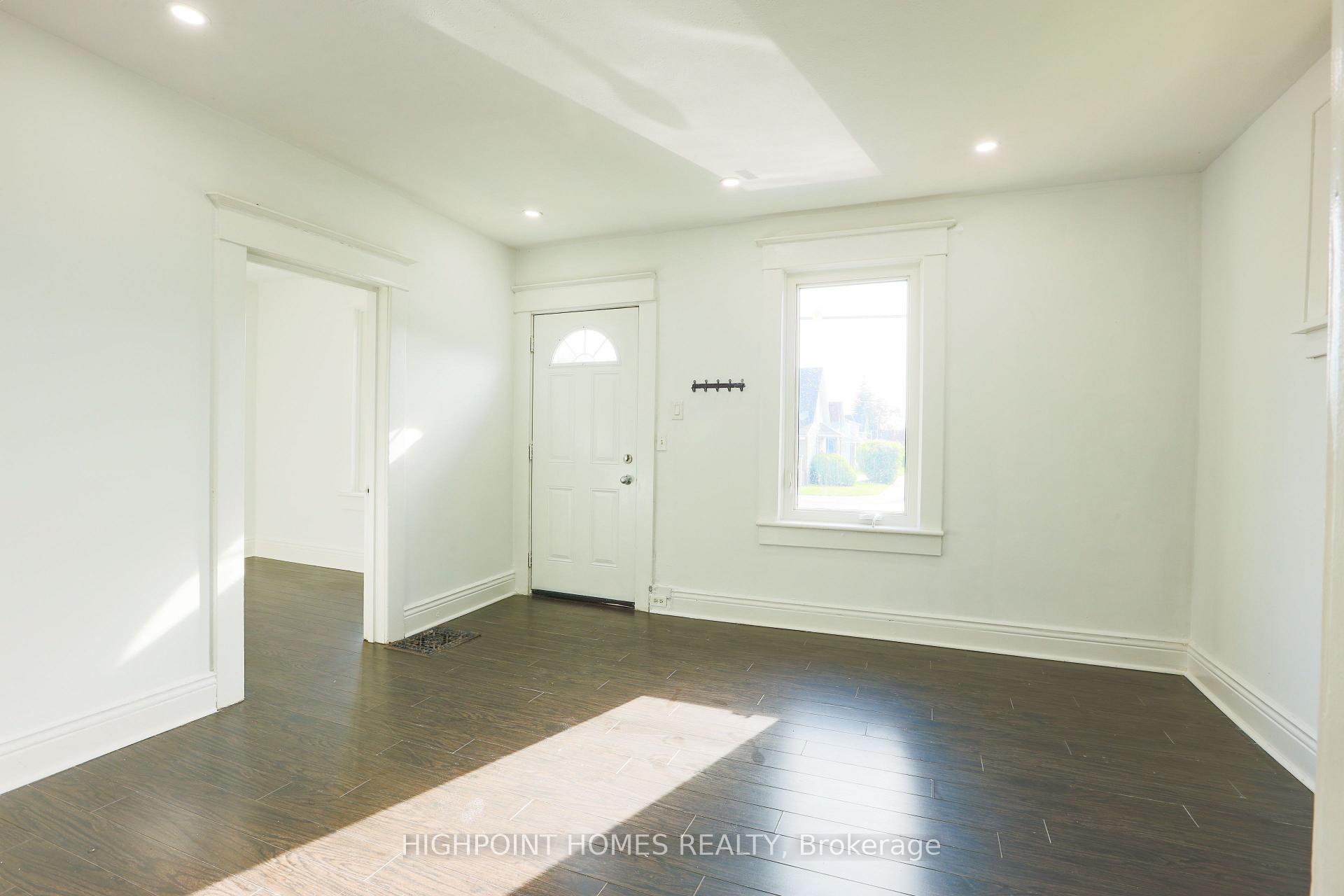 Photo 7 of 130 Park Road S, Oshawa, Vanier — HOMEH