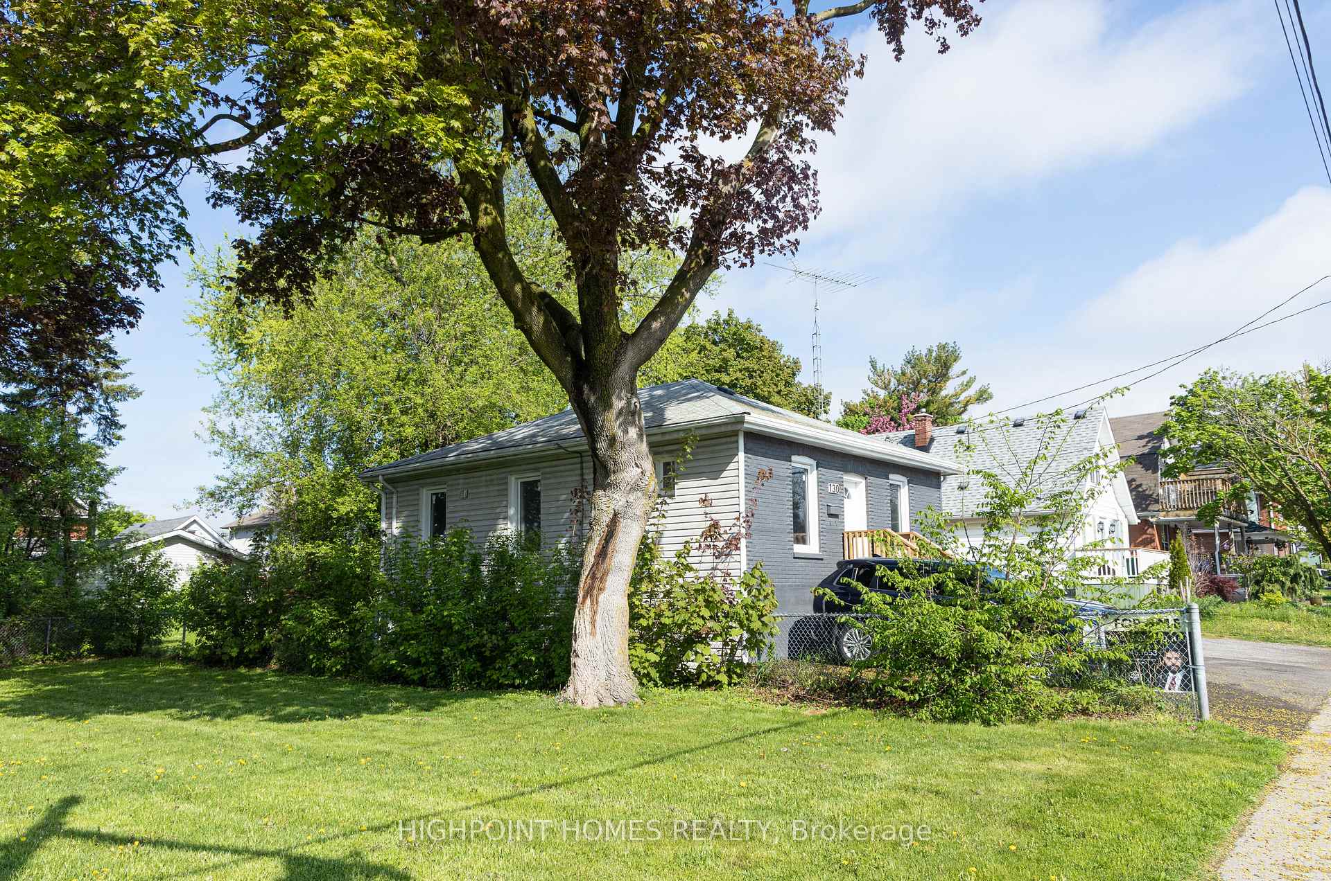 Photo 21 of 130 Park Road S, Oshawa, Vanier — HOMEH