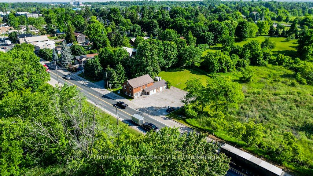 Photo 9 of 59 Queen Street, Puslinch, Morriston — HOMEH