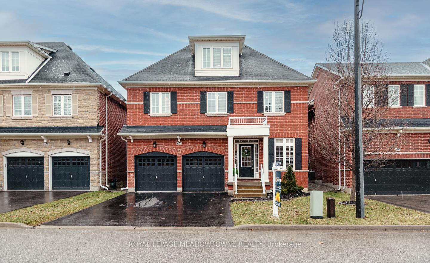 Front of 476 Laundon Terrace