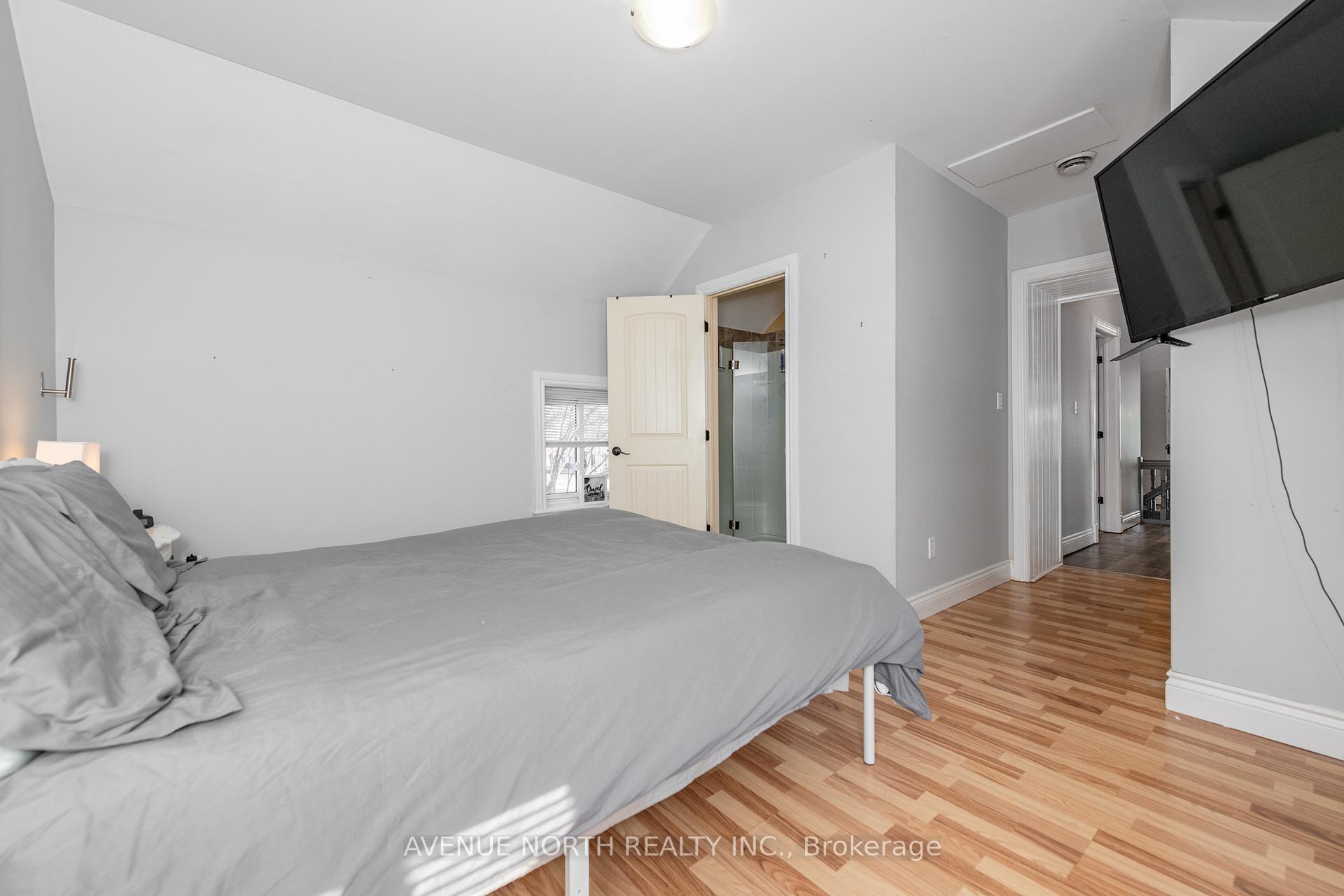 Photo 22 of 476 James Street W, Prescott — HOMEH