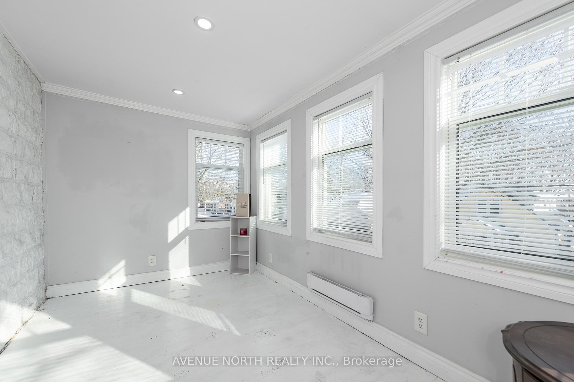 Photo 32 of 476 James Street W, Prescott — HOMEH