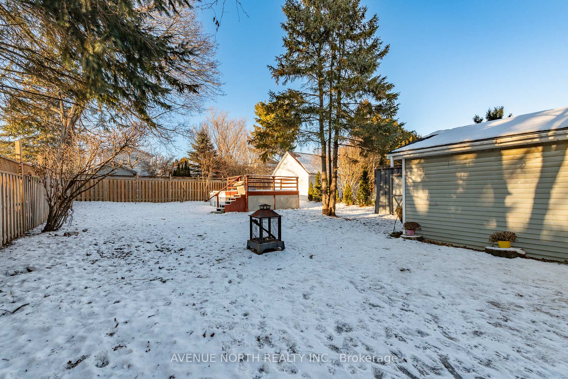 Photo 34 of 476 James Street W, Prescott — HOMEH