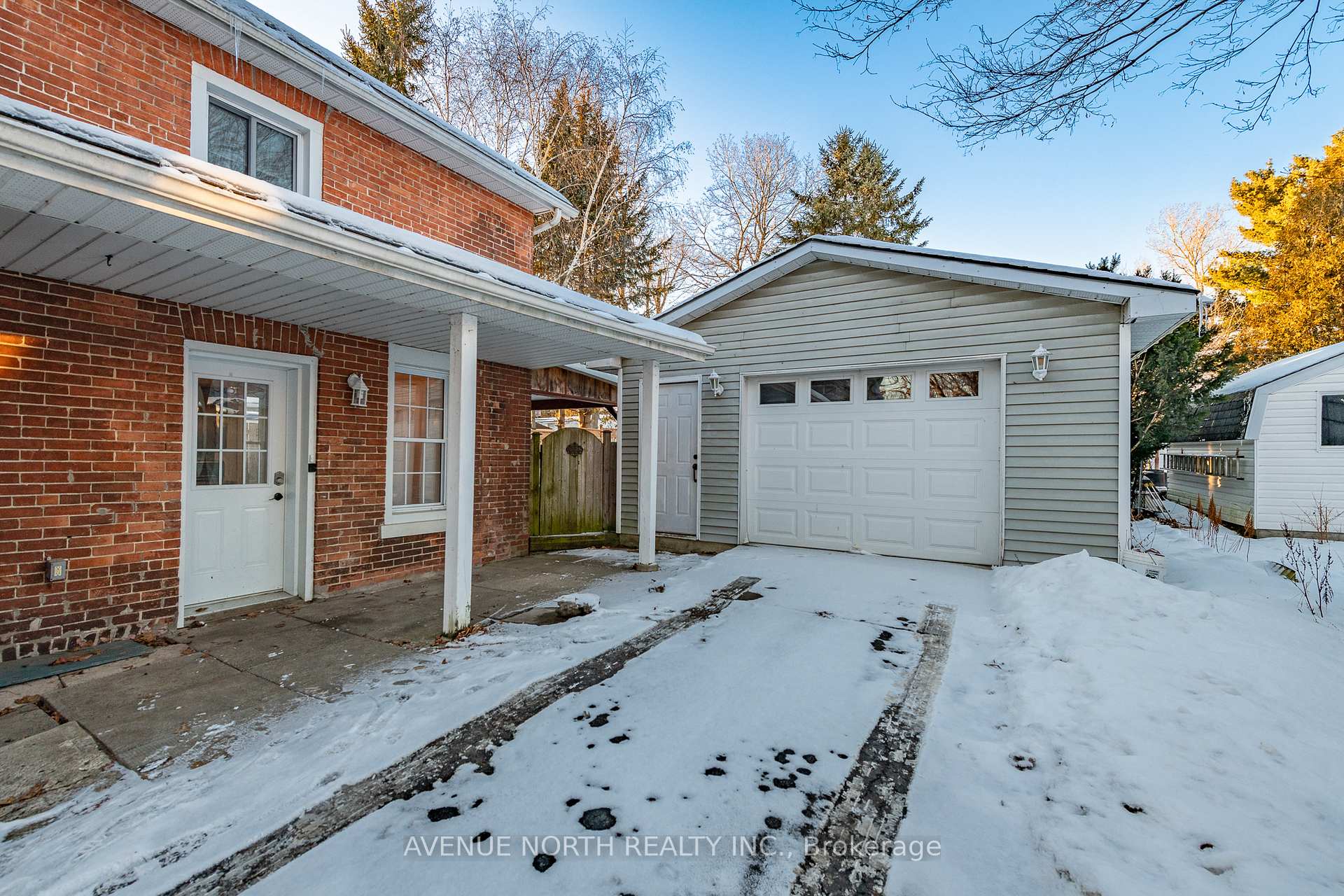 Photo 39 of 476 James Street W, Prescott — HOMEH