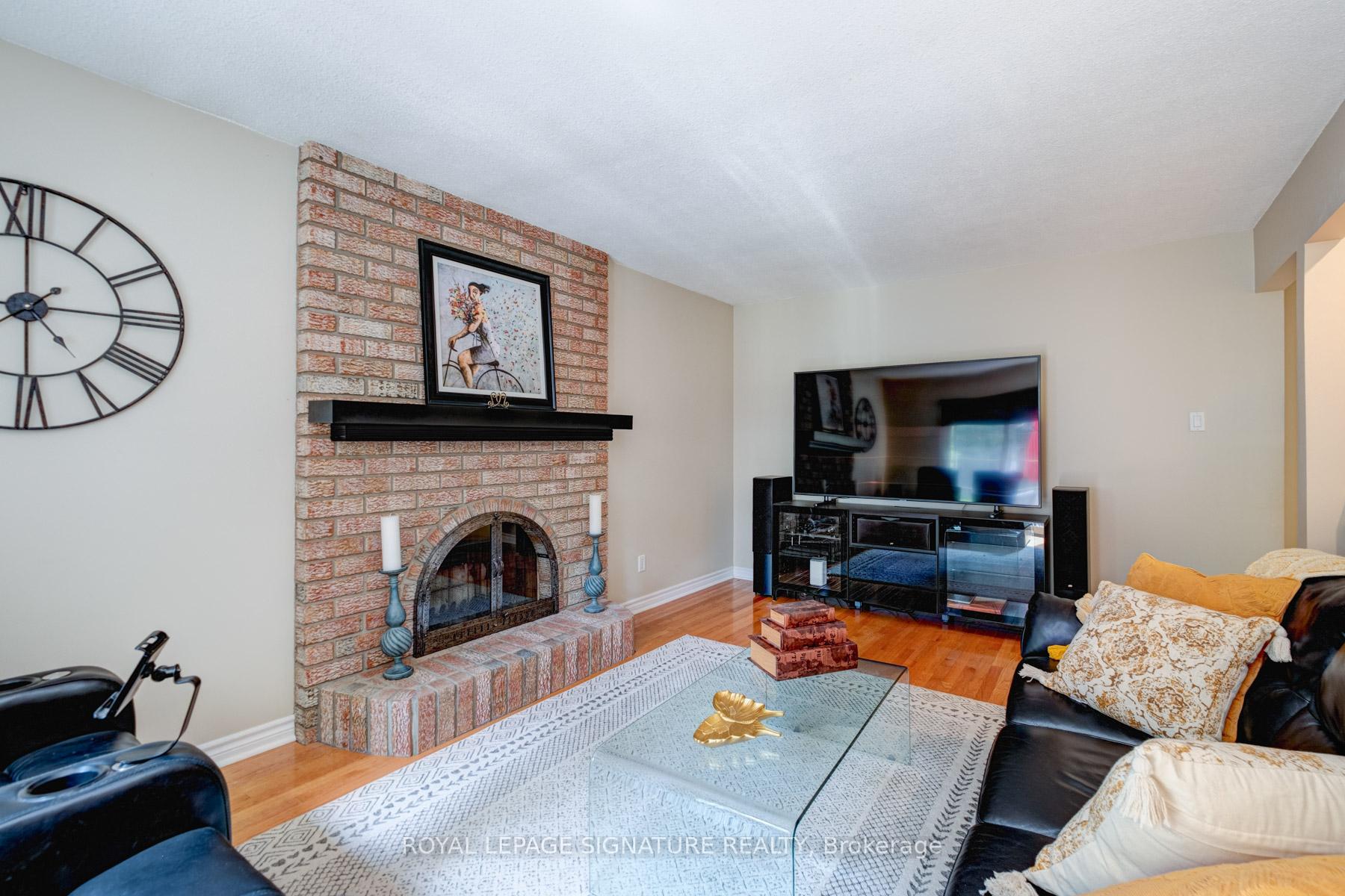 Photo 19 of 1220 Fieldstone Circle, Pickering, Liverpool — HOMEH