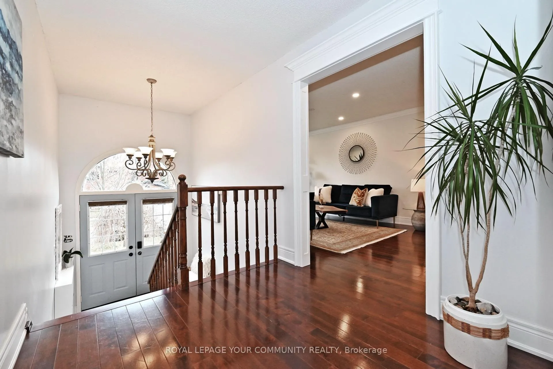 Photo 6 of 188 Kemano Road, Aurora, Aurora Heights — HOMEH