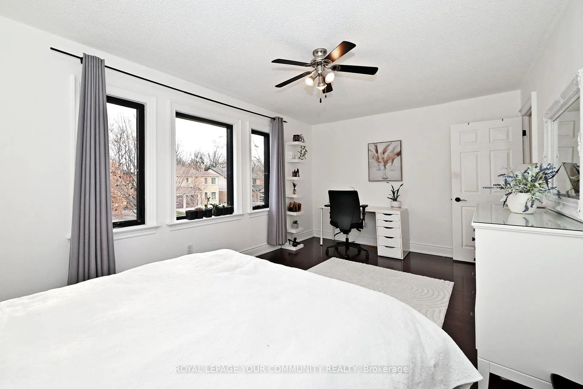 Photo 41 of 188 Kemano Road, Aurora, Aurora Heights — HOMEH