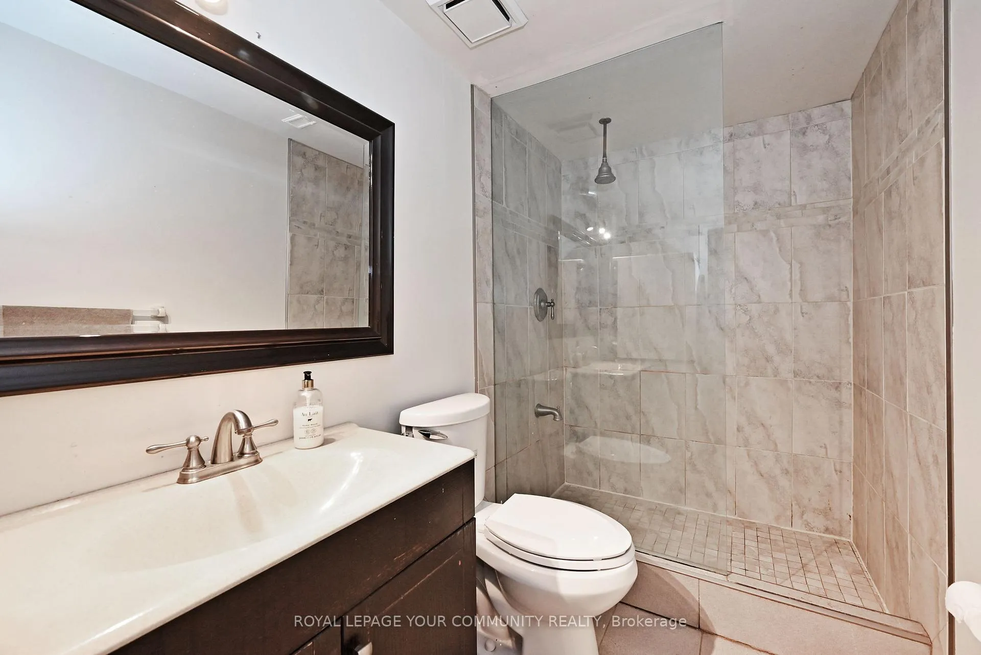 Photo 62 of 188 Kemano Road, Aurora, Aurora Heights — HOMEH