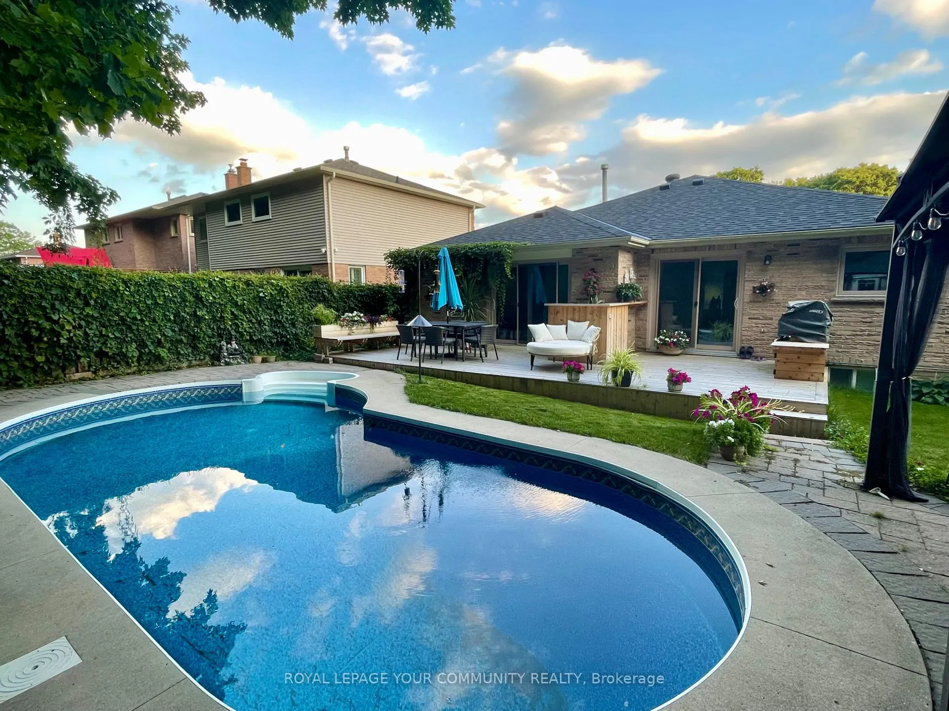 Photo 83 of 188 Kemano Road, Aurora, Aurora Heights — HOMEH