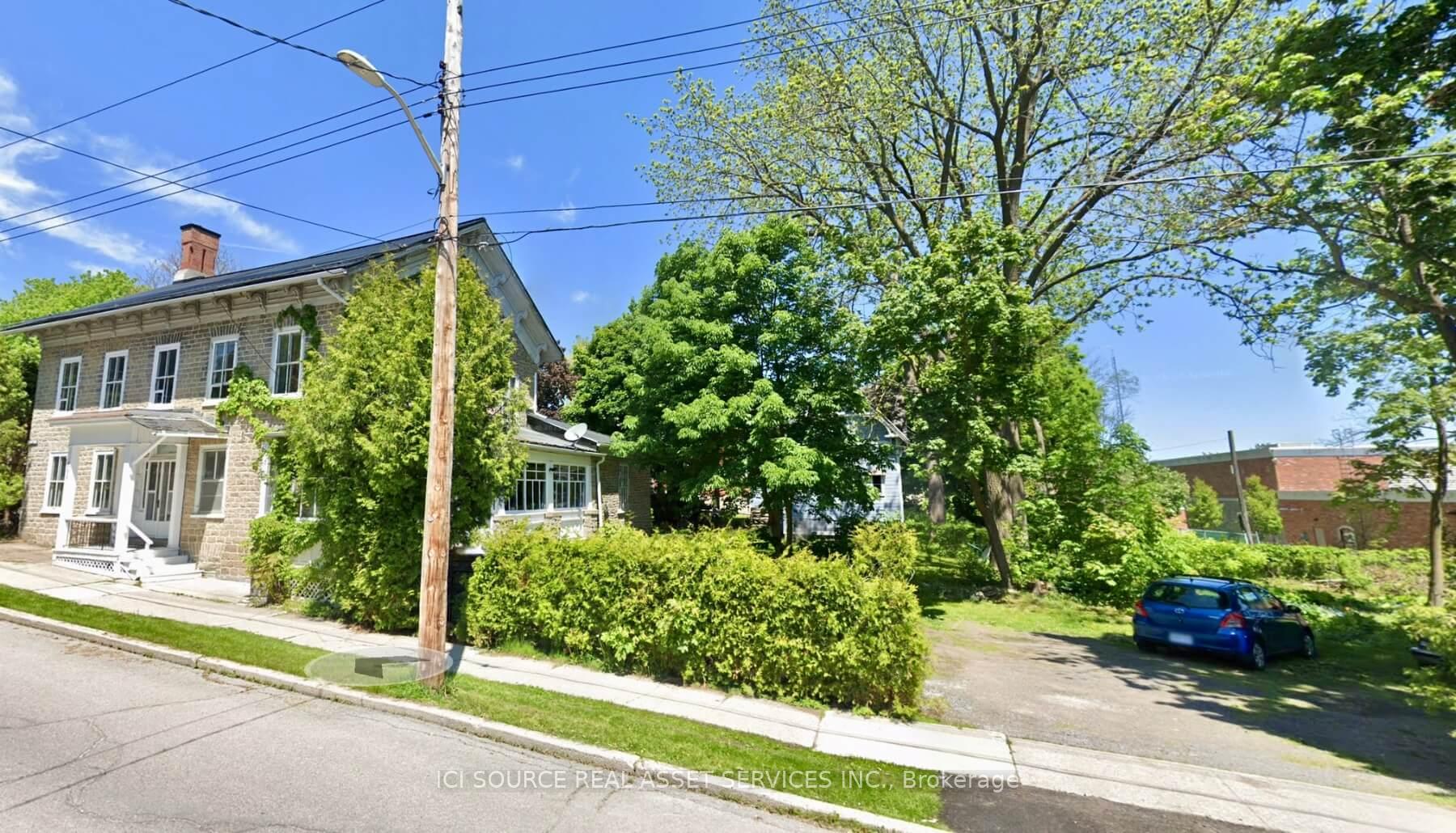 Photo 2 of 388 Centre Street, Prescott — HOMEH