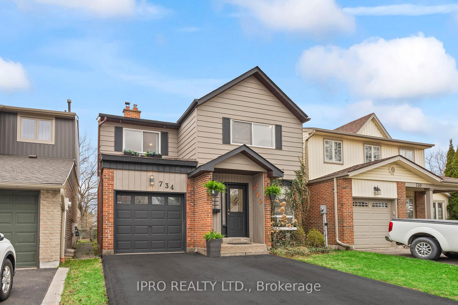 Front of 734 Briar Crescent