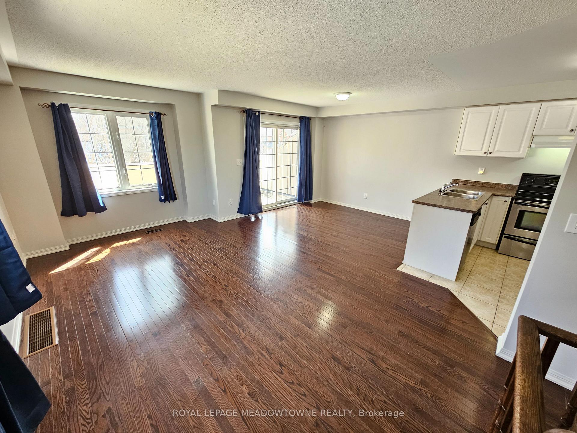 Photo 2 of Unit 9, 620 Ferguson Drive, Milton, Beaty — HOMEH