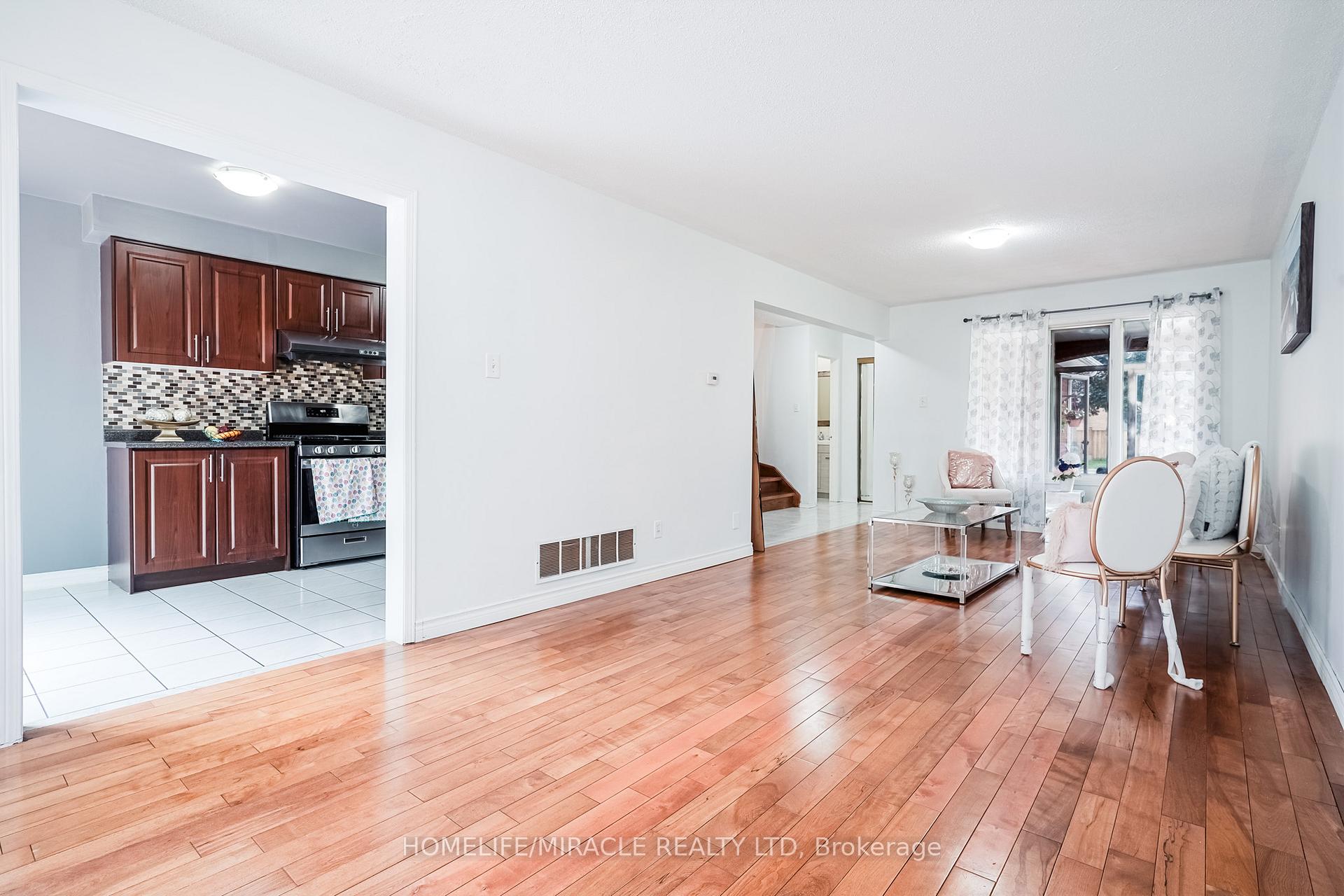 Photo 9 of 1945 Pine Grove Avenue, Pickering, Highbush — HOMEH