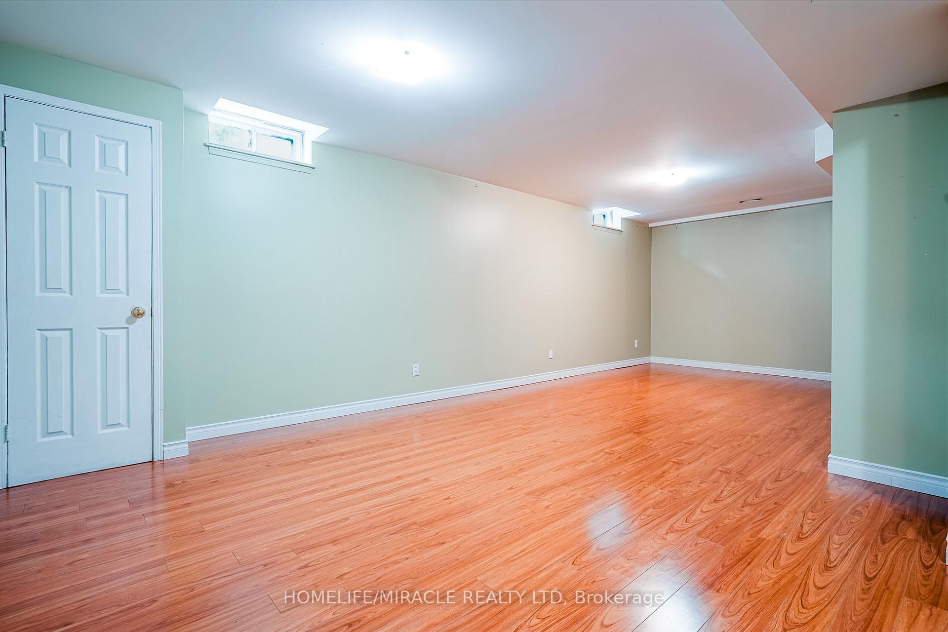 Photo 31 of 1945 Pine Grove Avenue, Pickering, Highbush — HOMEH
