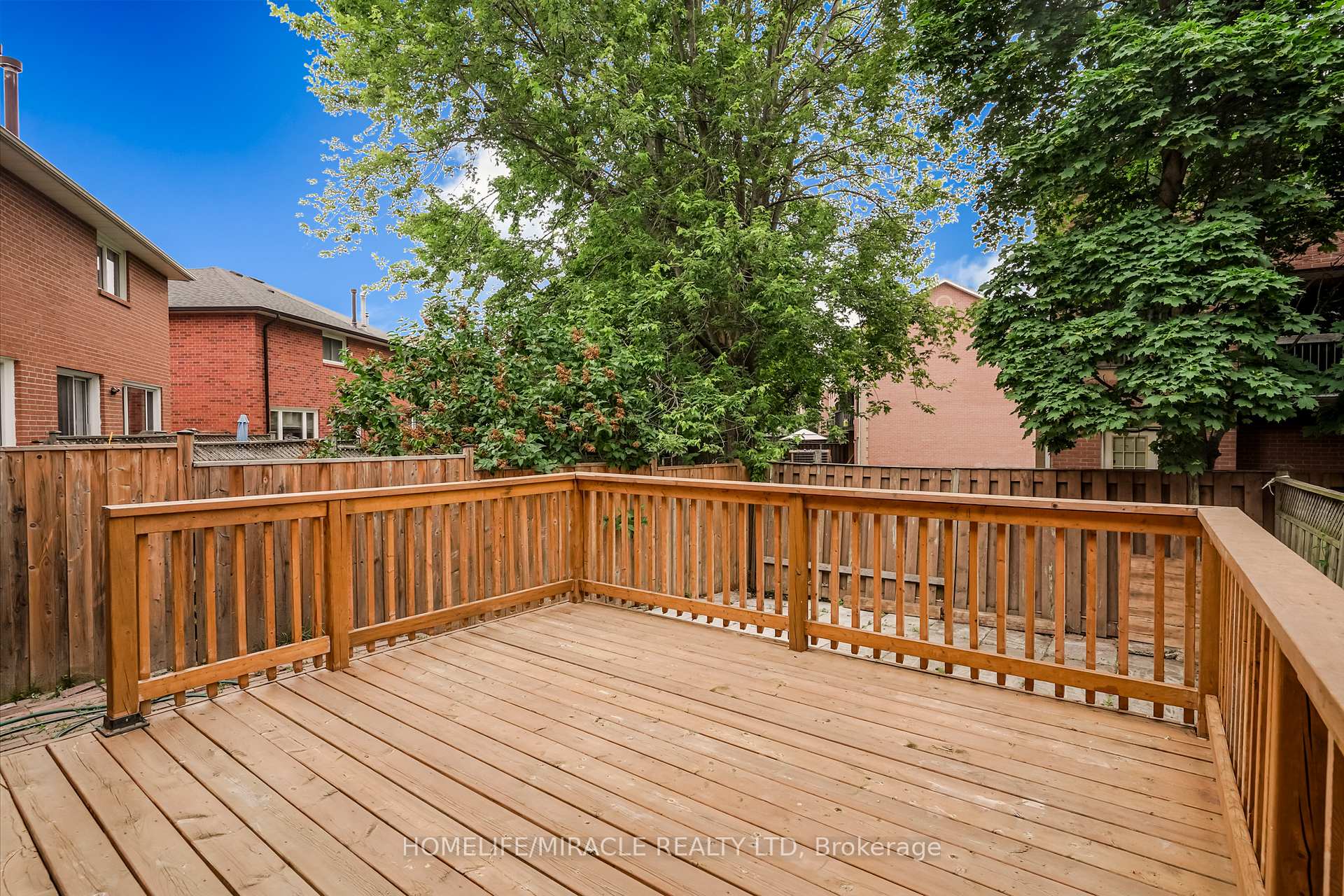 Photo 35 of 1945 Pine Grove Avenue, Pickering, Highbush — HOMEH