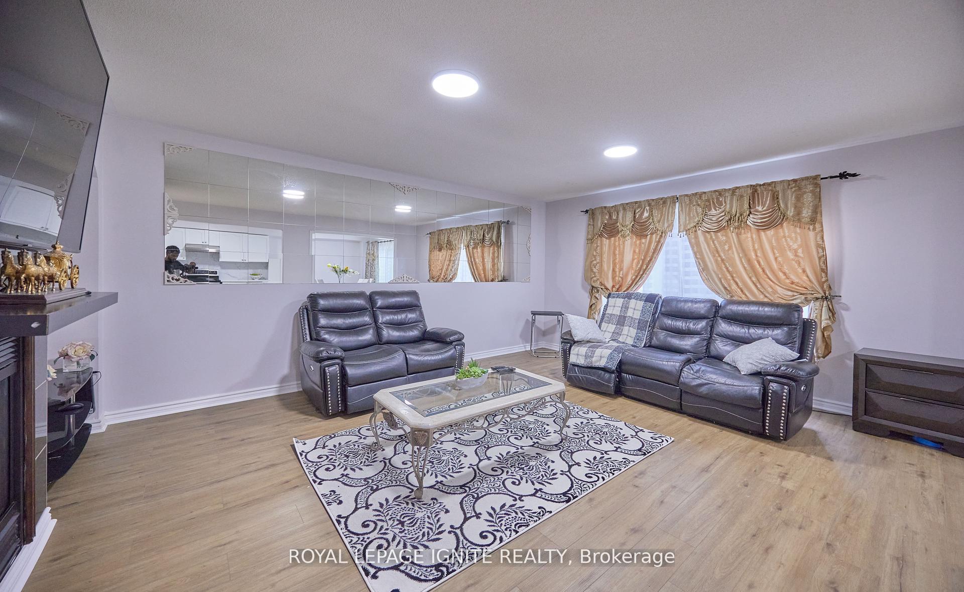 Photo 18 of 1162 Meath Drive, Oshawa, Pinecrest — HOMEH