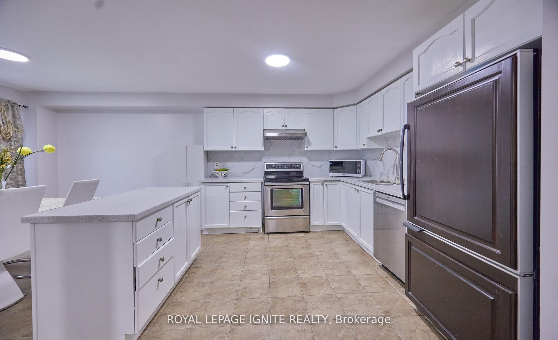 Photo 23 of 1162 Meath Drive, Oshawa, Pinecrest — HOMEH