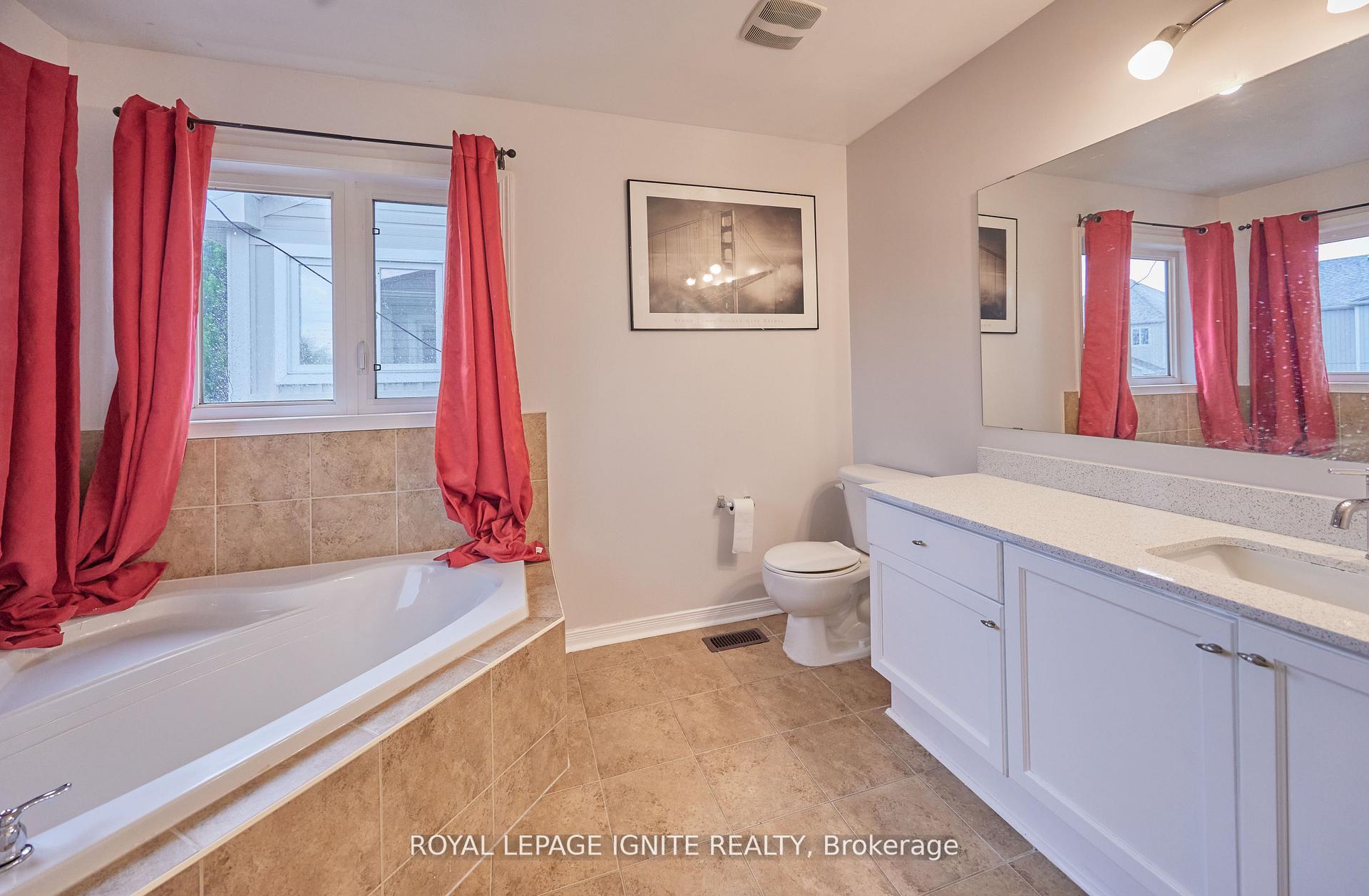 Photo 29 of 1162 Meath Drive, Oshawa, Pinecrest — HOMEH