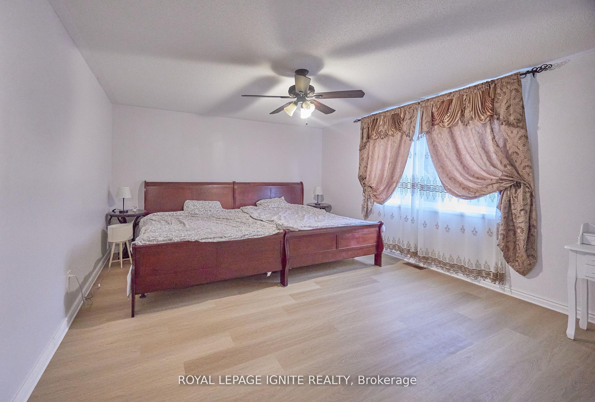 Photo 32 of 1162 Meath Drive, Oshawa, Pinecrest — HOMEH