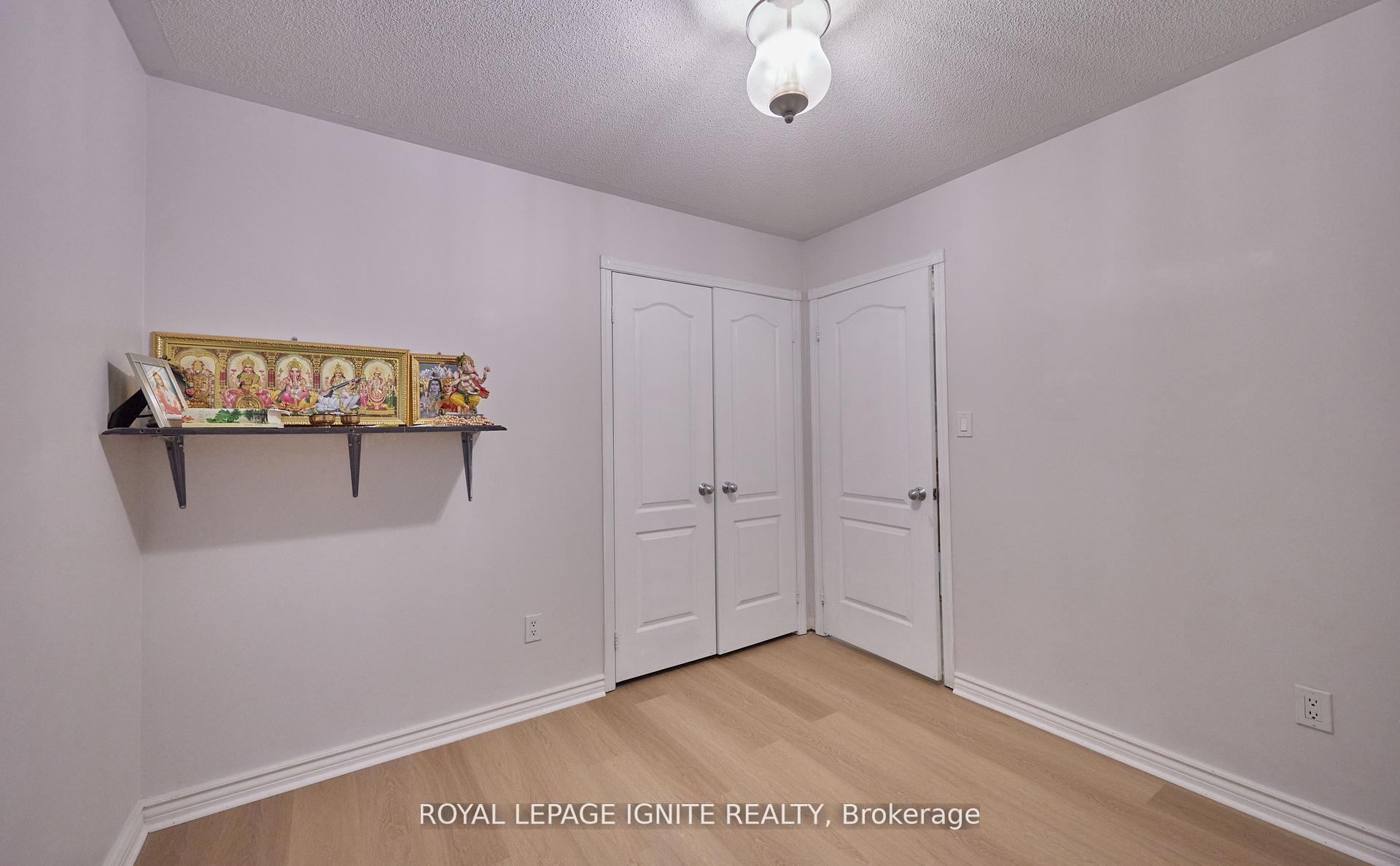 Photo 37 of 1162 Meath Drive, Oshawa, Pinecrest — HOMEH