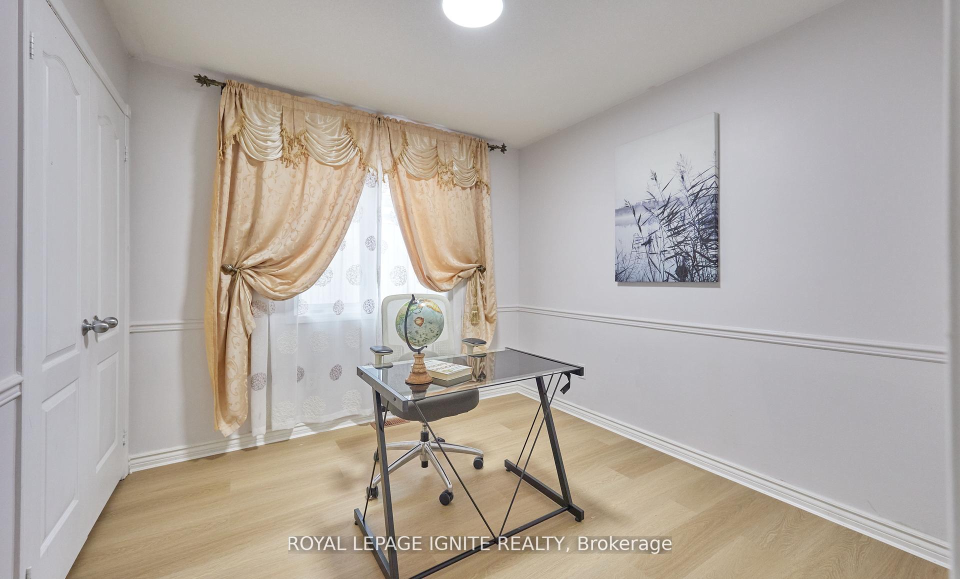 Photo 44 of 1162 Meath Drive, Oshawa, Pinecrest — HOMEH