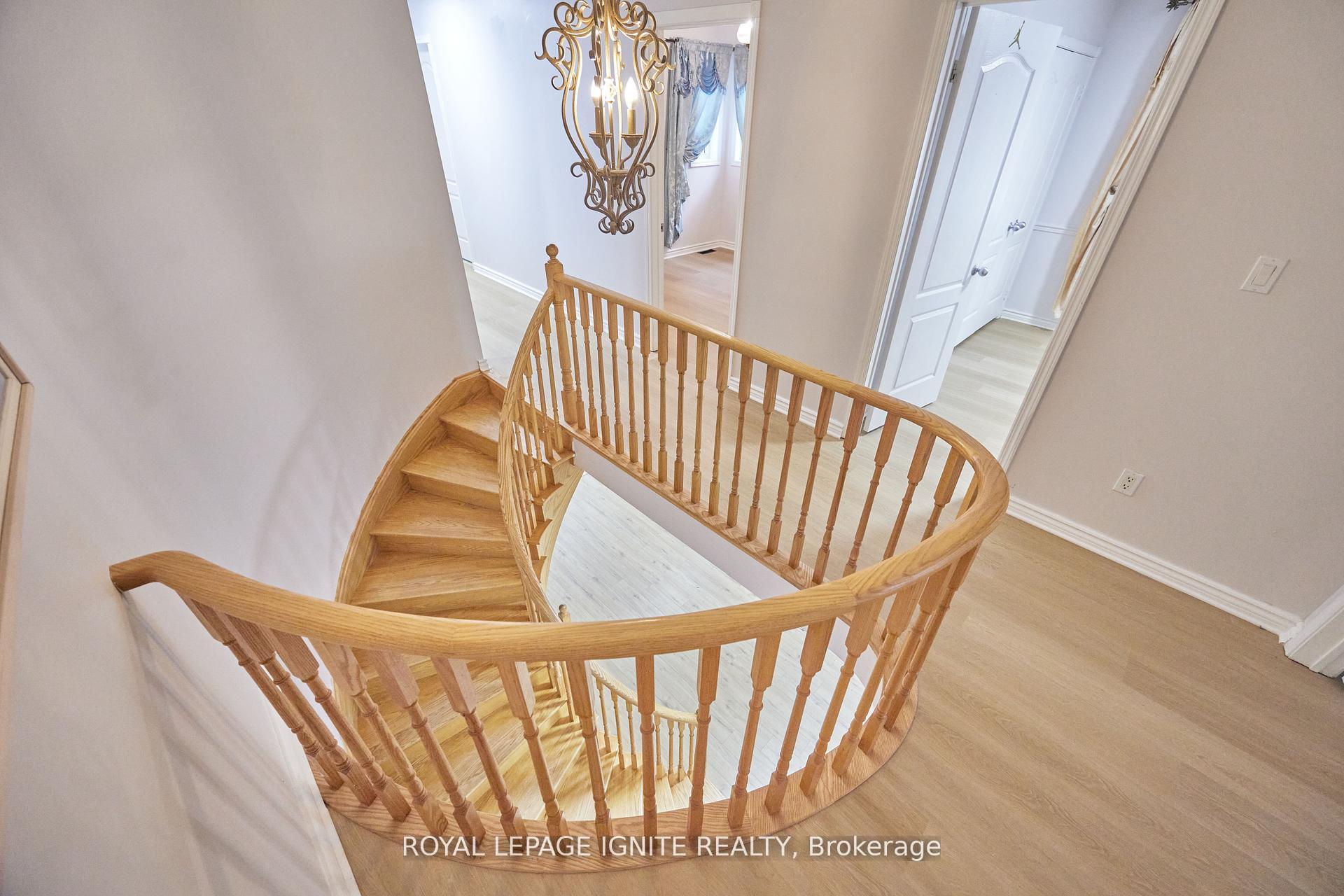 Photo 46 of 1162 Meath Drive, Oshawa, Pinecrest — HOMEH