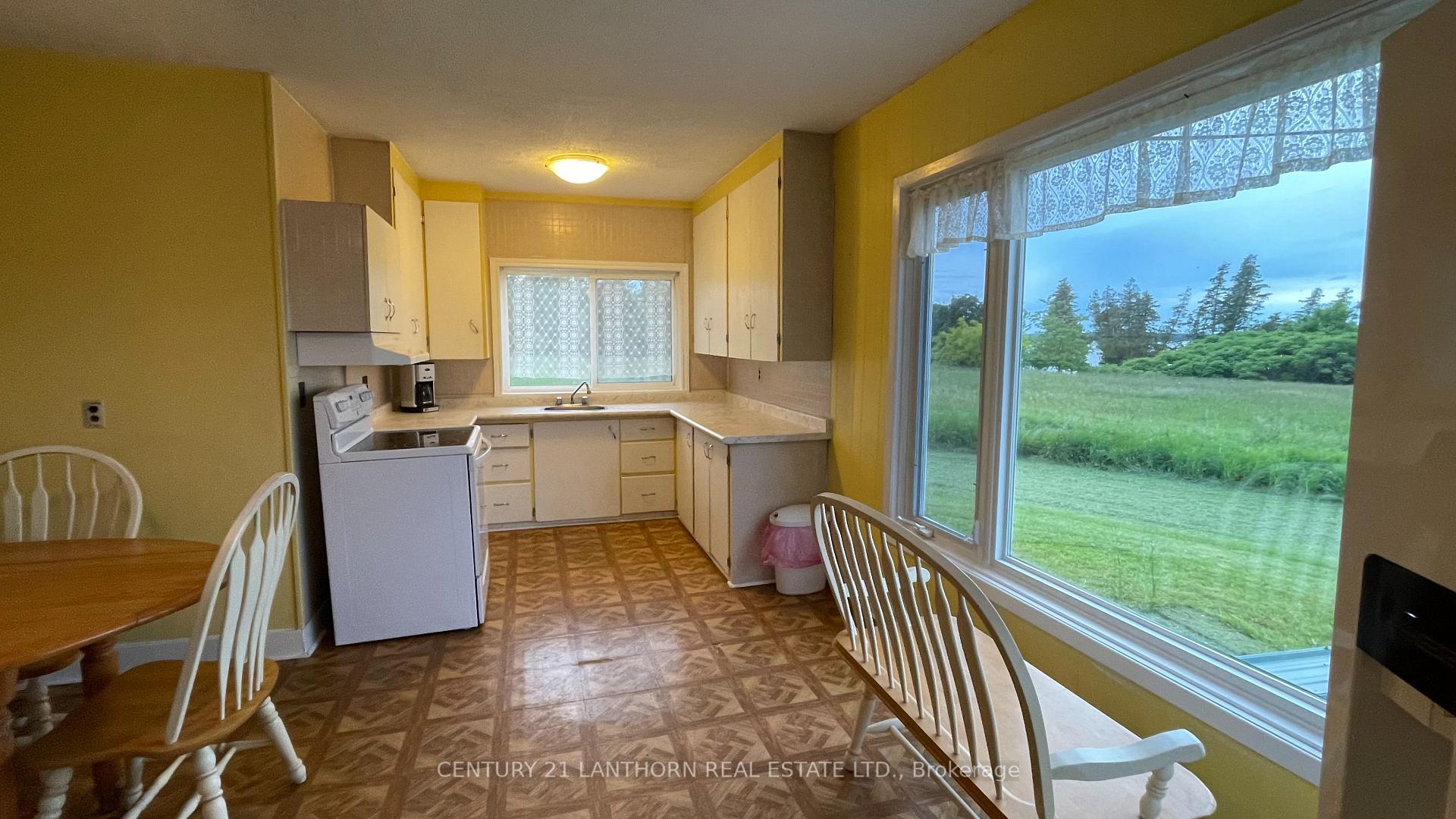 Photo 5 of 848 County Rd 18, Prince Edward County, Athol Ward — HOMEH