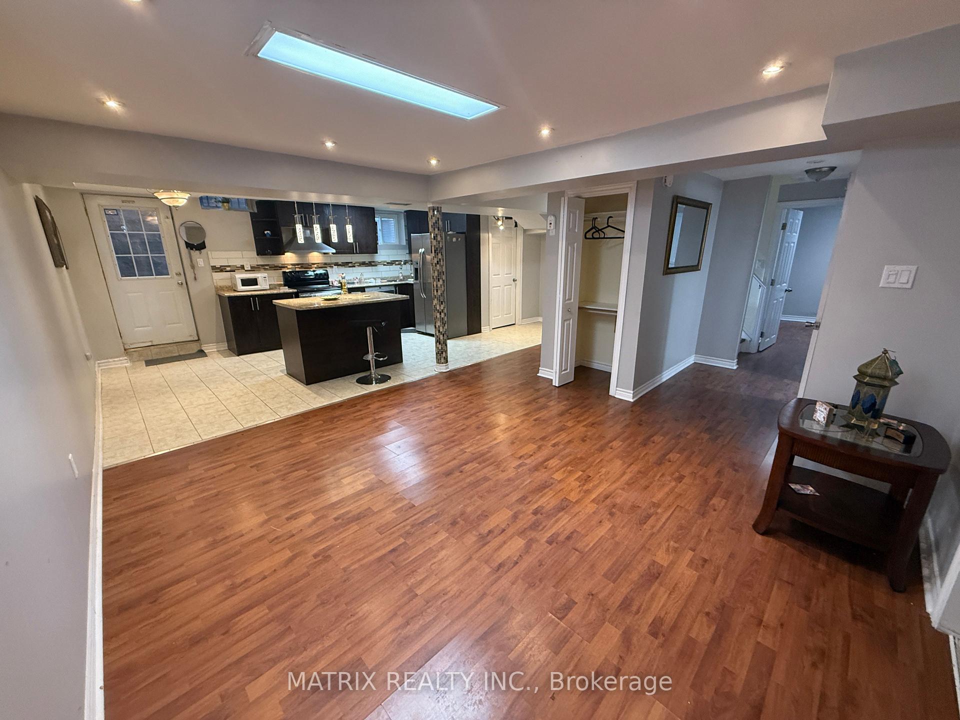 Photo 4 of 1604 Rayleen Crescent, Pickering, Brock Ridge — HOMEH