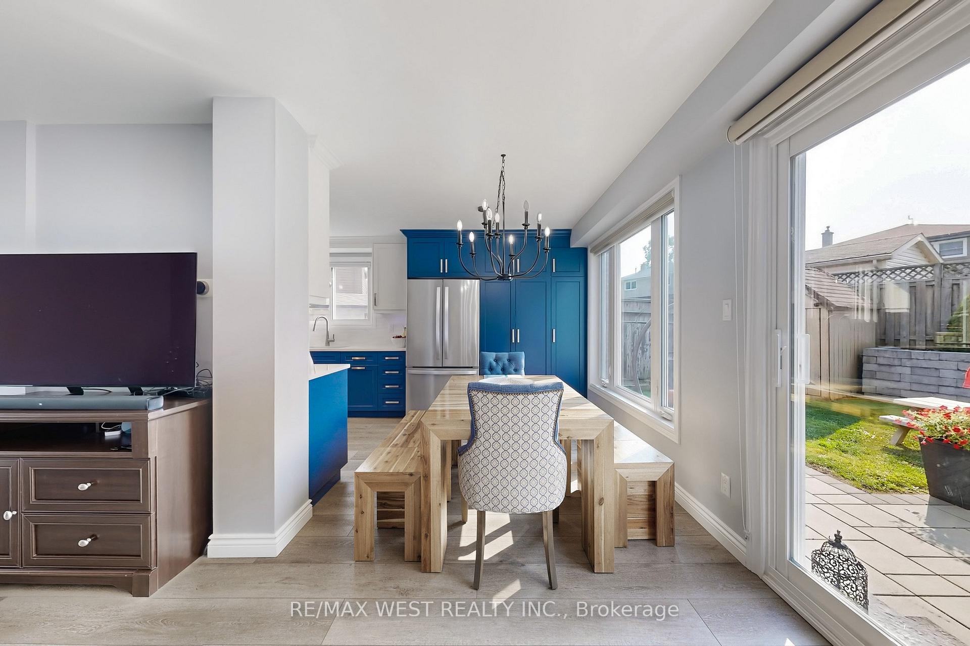 Photo 9 of 586 Balsam Crescent, Oshawa, Lakeview — HOMEH