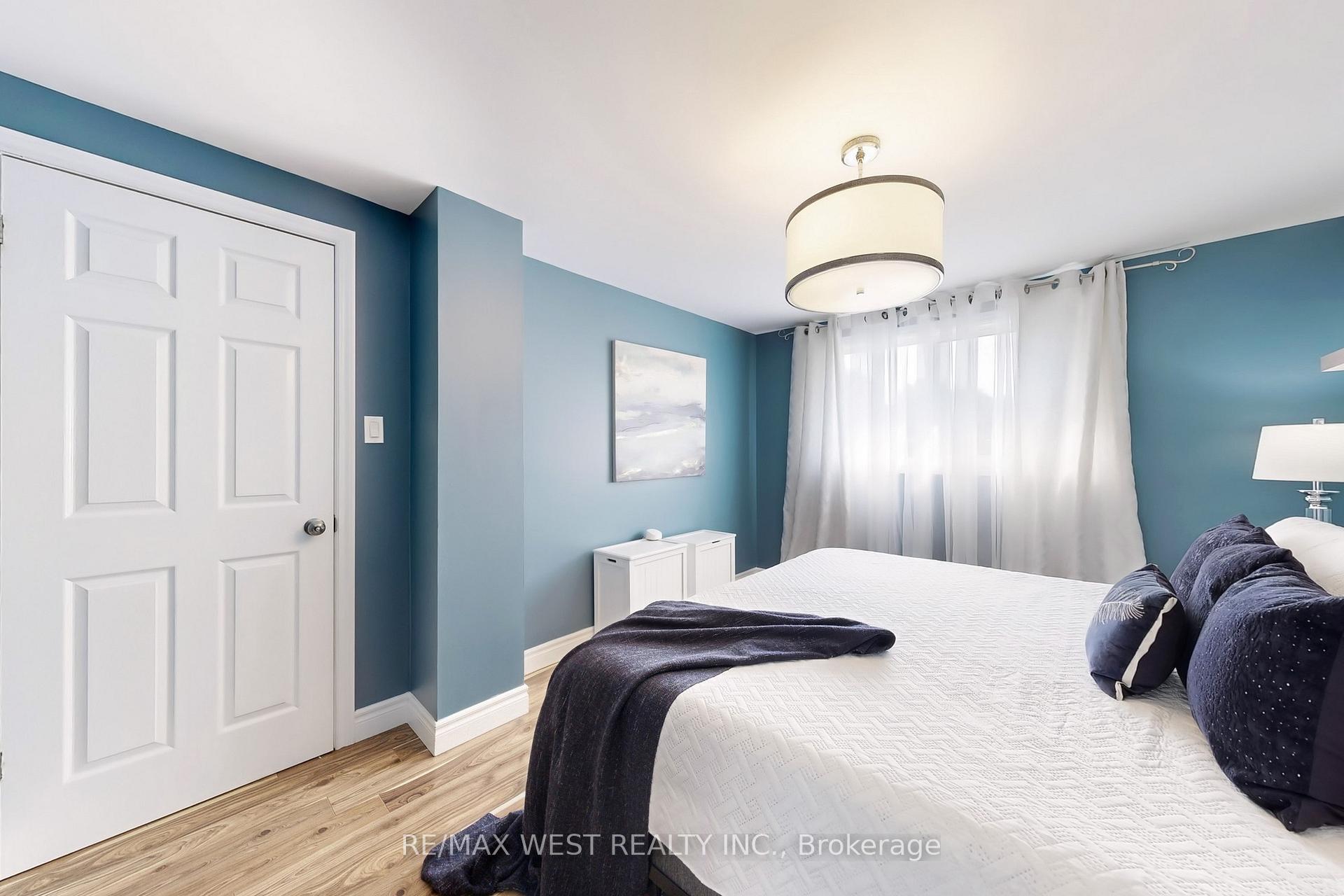 Photo 21 of 586 Balsam Crescent, Oshawa, Lakeview — HOMEH