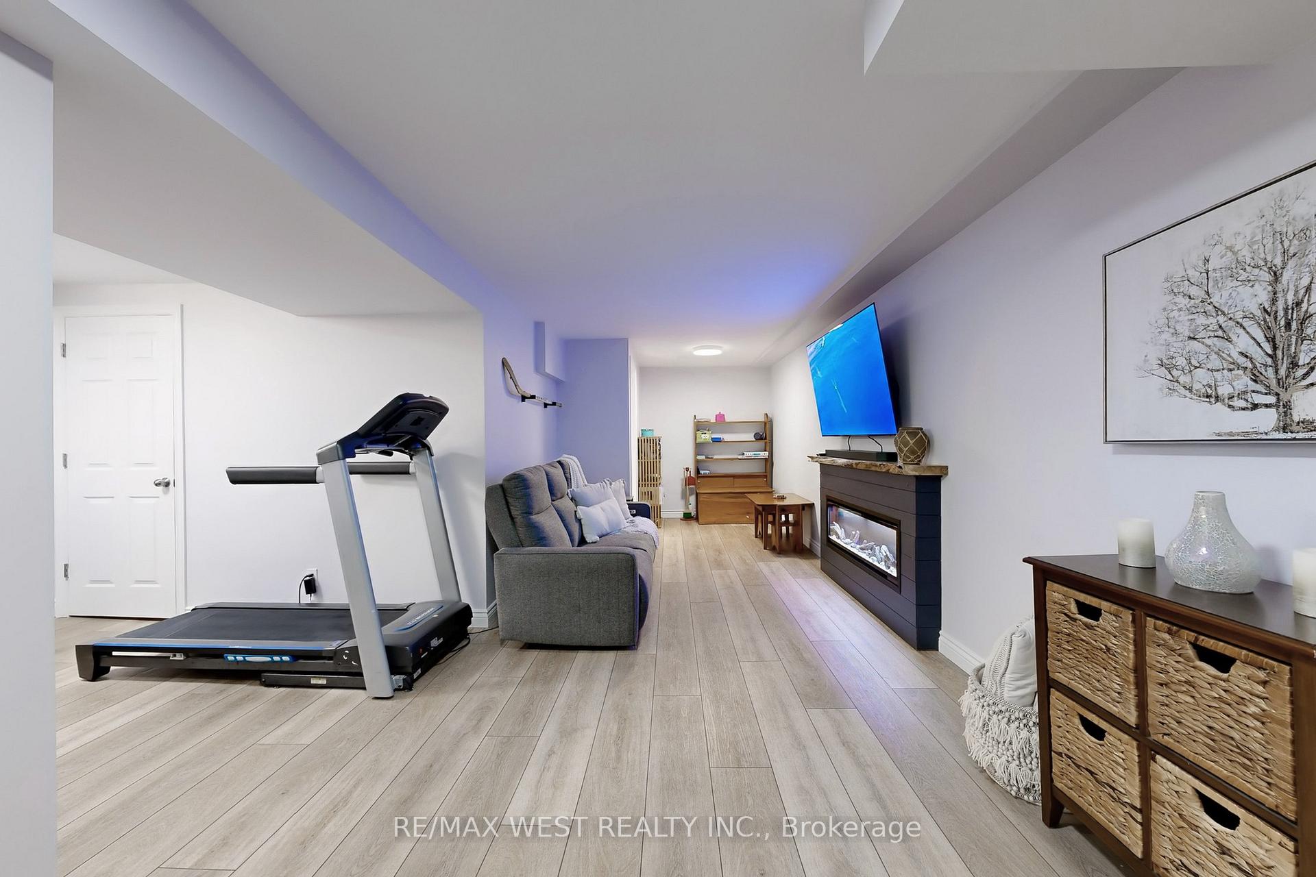 Photo 29 of 586 Balsam Crescent, Oshawa, Lakeview — HOMEH