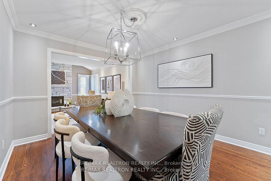 Photo 10 of 897 Baylawn Drive, Pickering, Liverpool — HOMEH