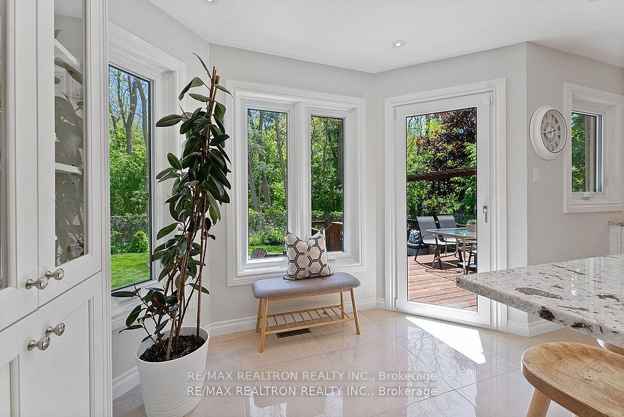 Photo 15 of 897 Baylawn Drive, Pickering, Liverpool — HOMEH