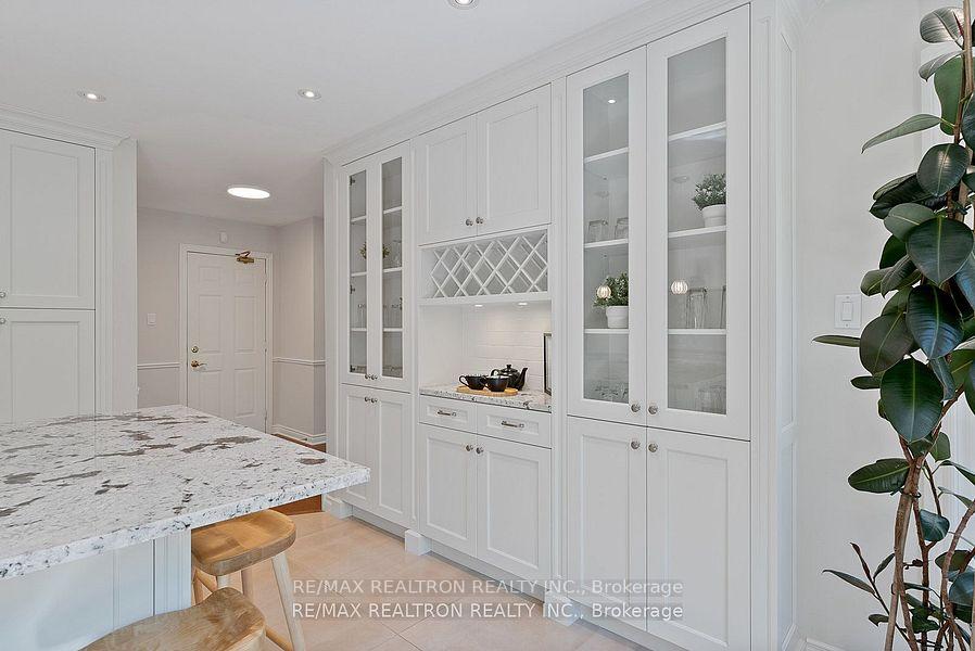 Photo 16 of 897 Baylawn Drive, Pickering, Liverpool — HOMEH
