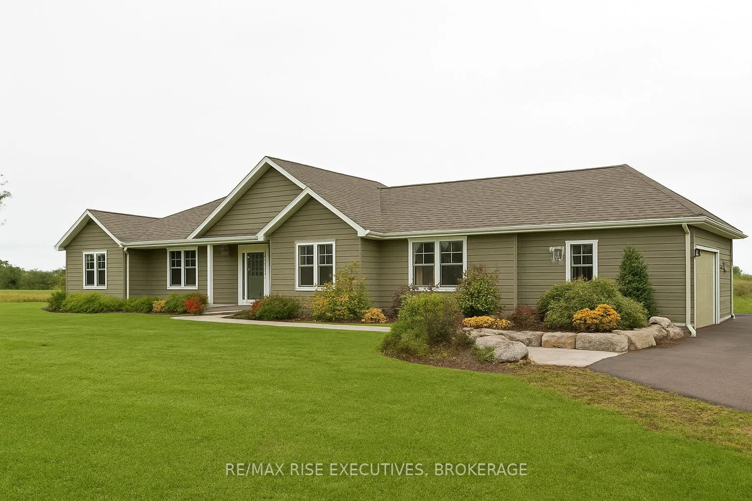 Photo 2 of 281 Gilead Road, Prince Edward County, Hallowell Ward — HOMEH