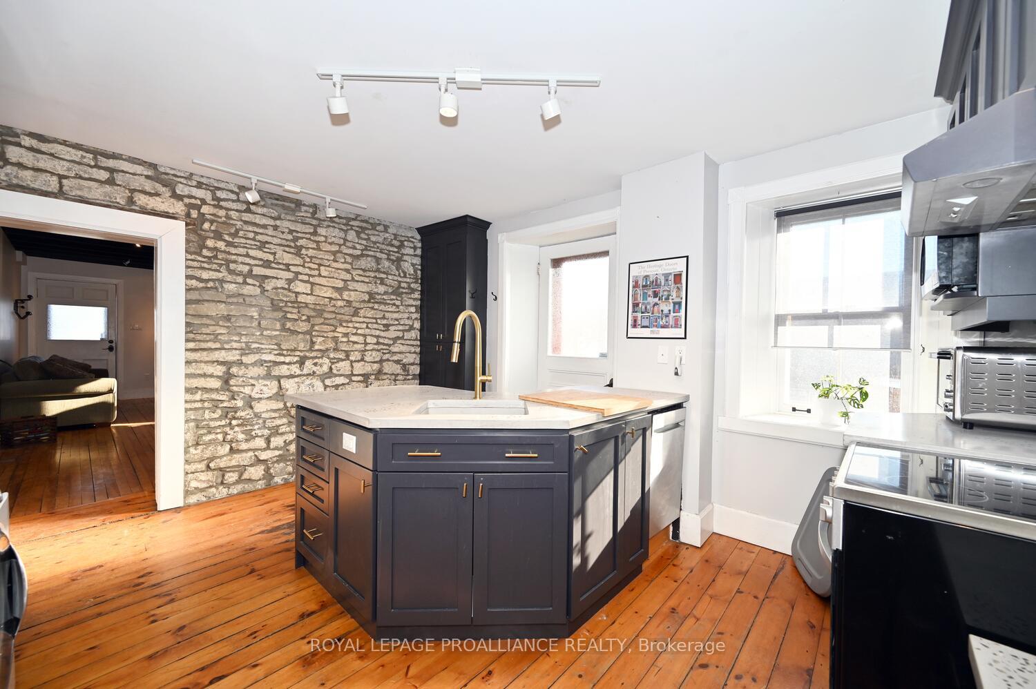 Photo 13 of 305 Centre Street, Prescott — HOMEH