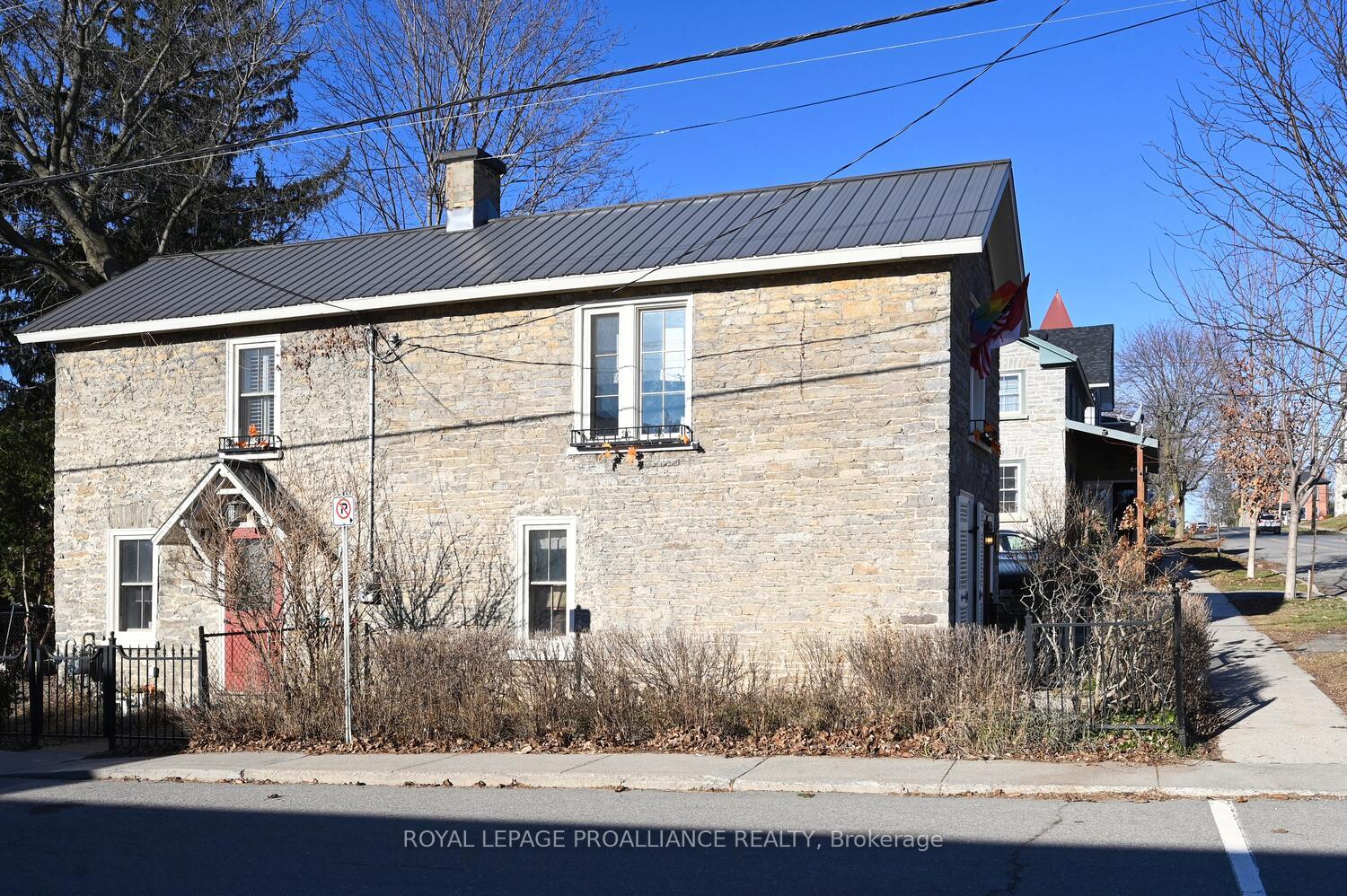Photo 23 of 305 Centre Street, Prescott — HOMEH
