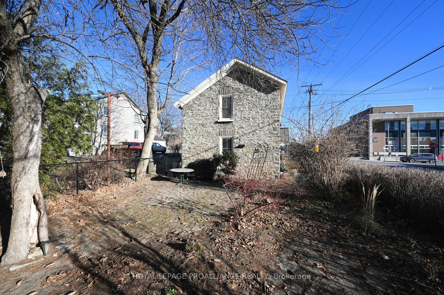 Photo 24 of 305 Centre Street, Prescott — HOMEH