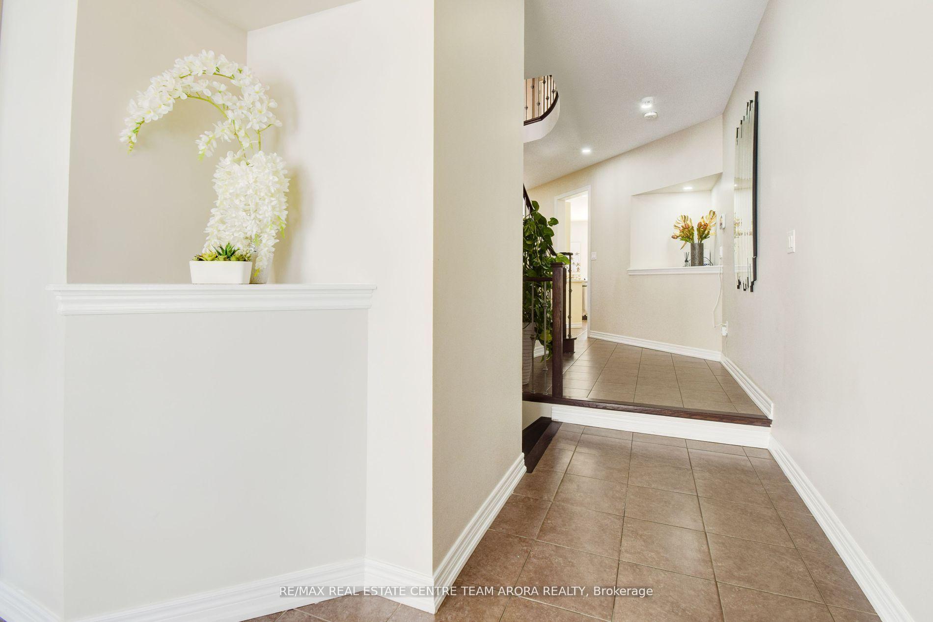 Photo 6 of 749 Wettlaufer Terrace, Milton, Scott — HOMEH